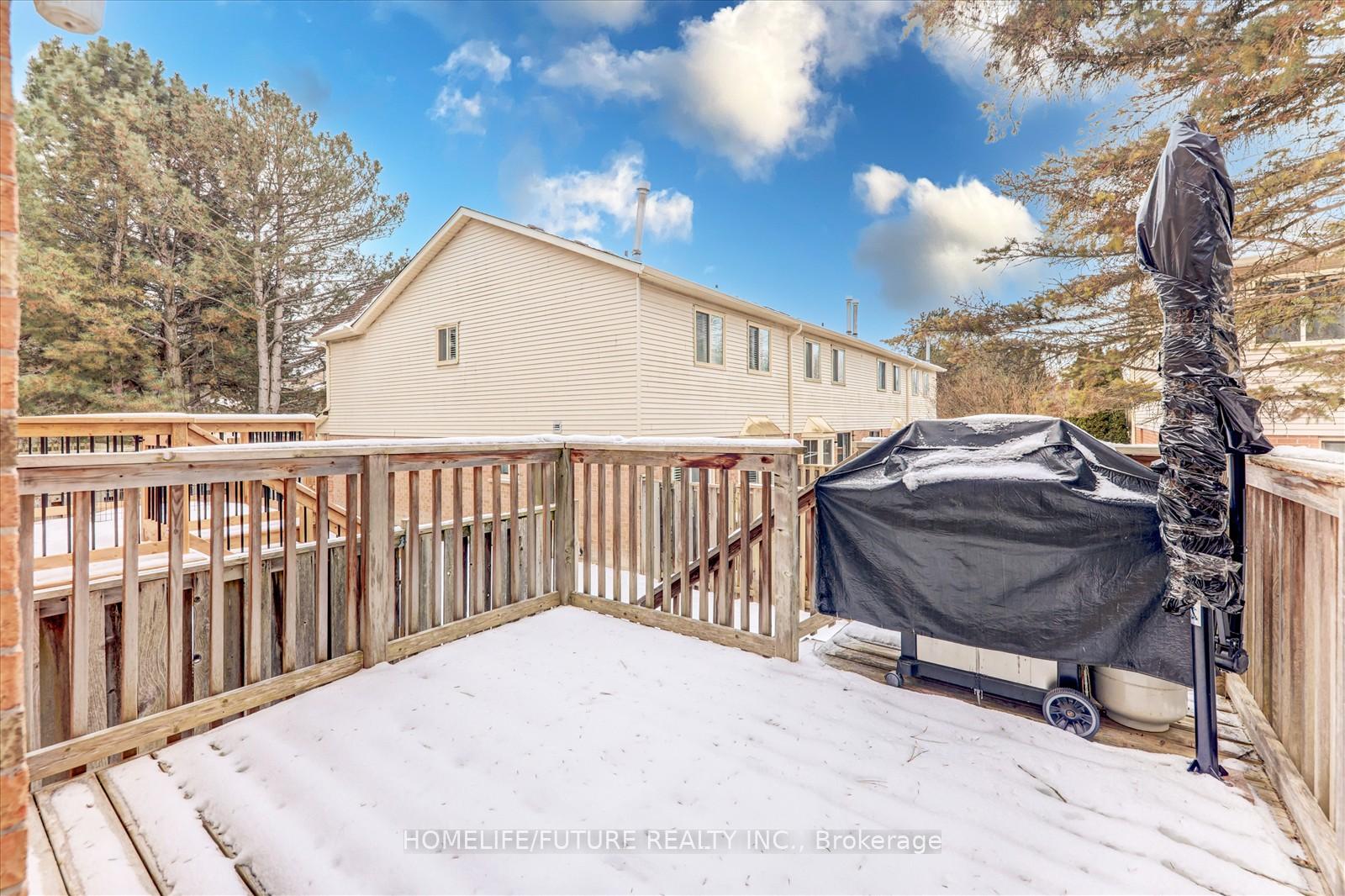 Photo 17 of 407 Butler Court, Aurora, Aurora Village — HOMEH