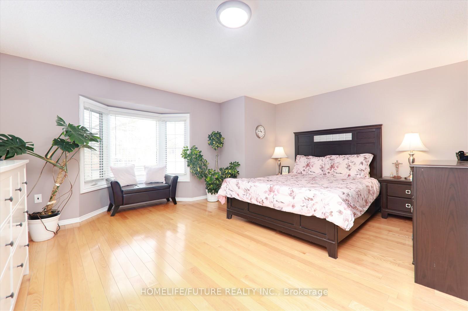 Photo 21 of 407 Butler Court, Aurora, Aurora Village — HOMEH