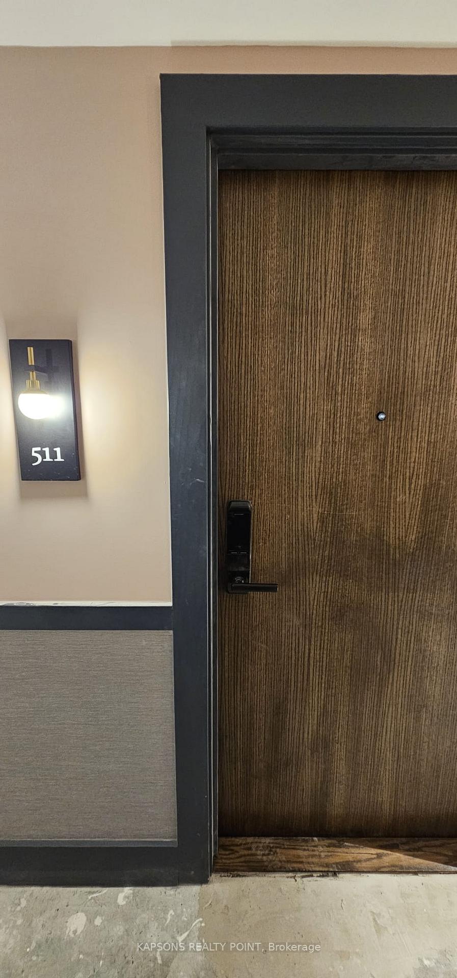 Photo 10 of Unit 511, 2782 Barton Street E, Hamilton, Riverdale — HOMEH