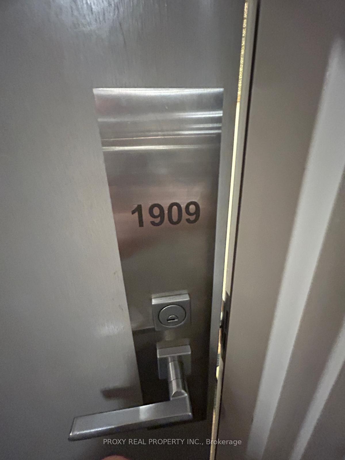 Photo 5 of Unit 1909, 7165 Yonge Street S, Markham, Grandview — HOMEH