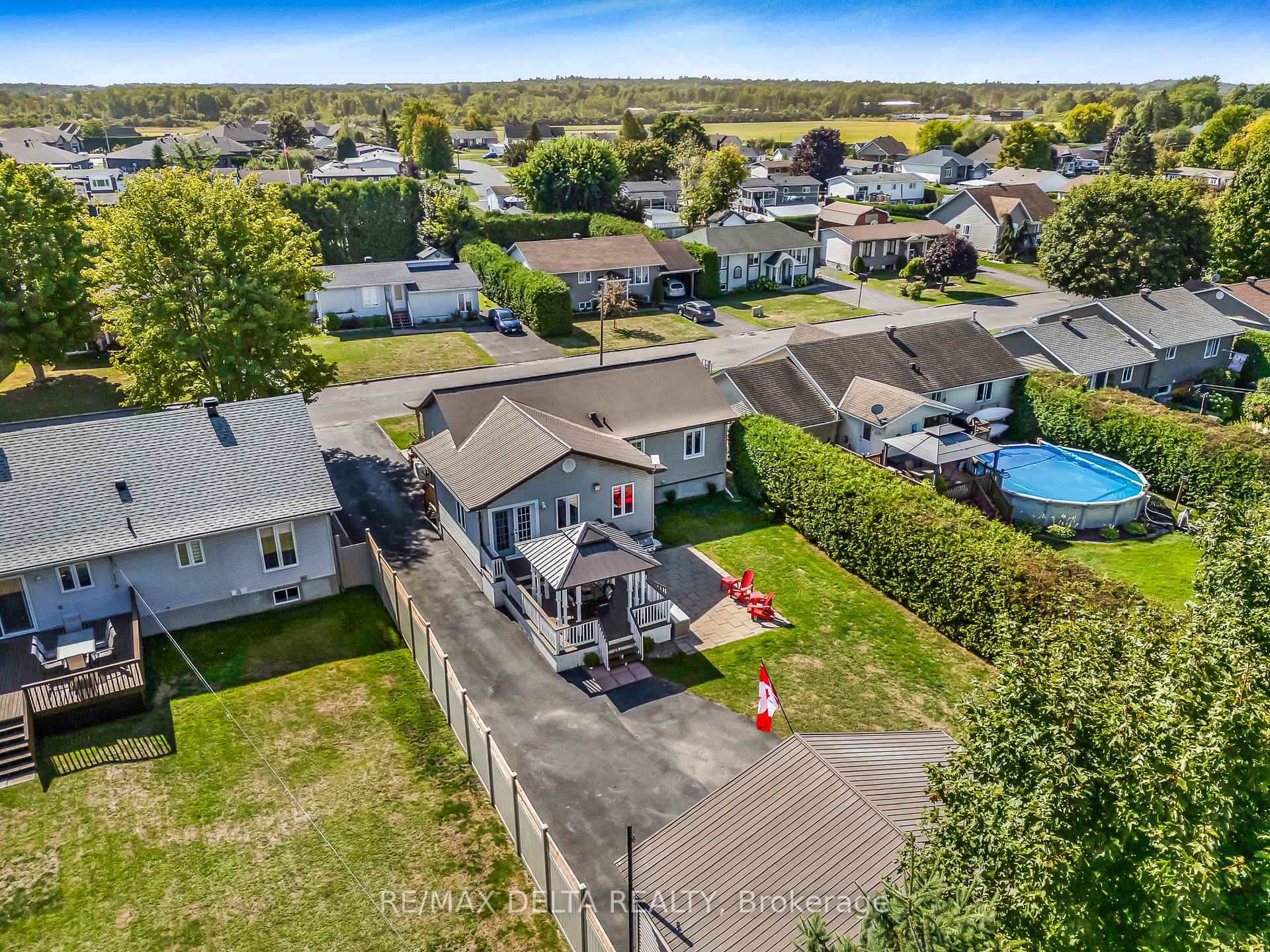 Photo 36 of 65 Bernard Crescent, Champlain, L'Orignal — HOMEH