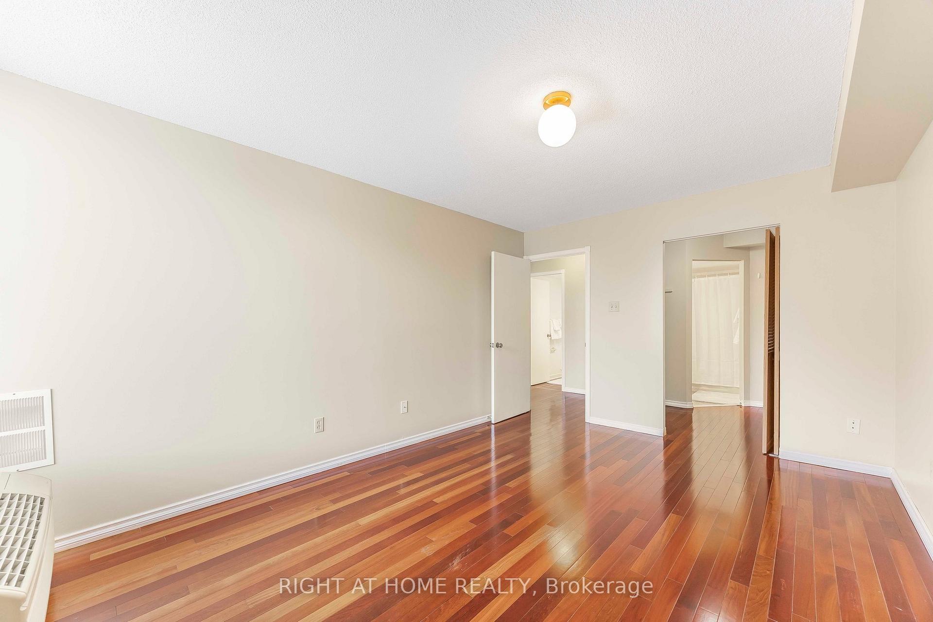 Photo 60 of Unit 304, 181 Collier Street, Barrie, North Shore — HOMEH