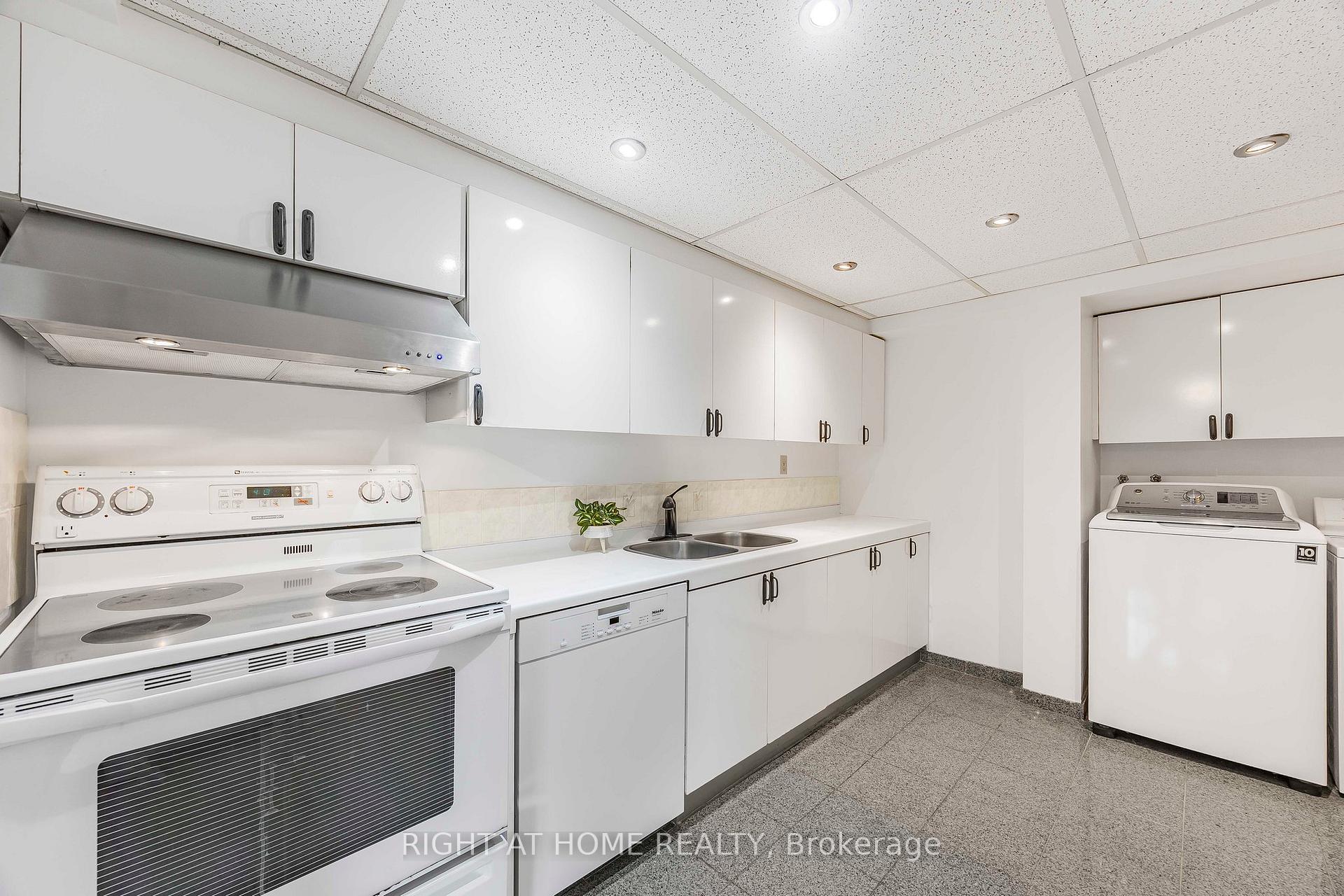 Photo 67 of Unit 304, 181 Collier Street, Barrie, North Shore — HOMEH