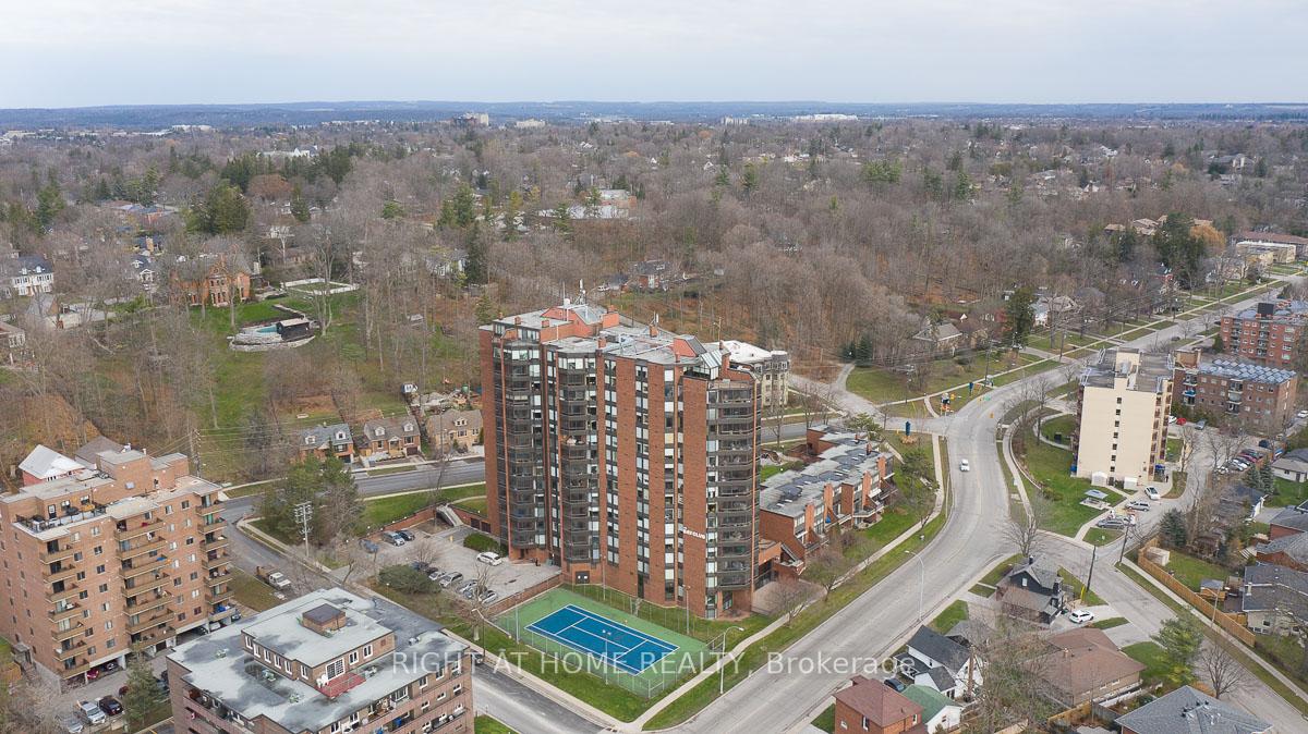 Photo 77 of Unit 304, 181 Collier Street, Barrie, North Shore — HOMEH