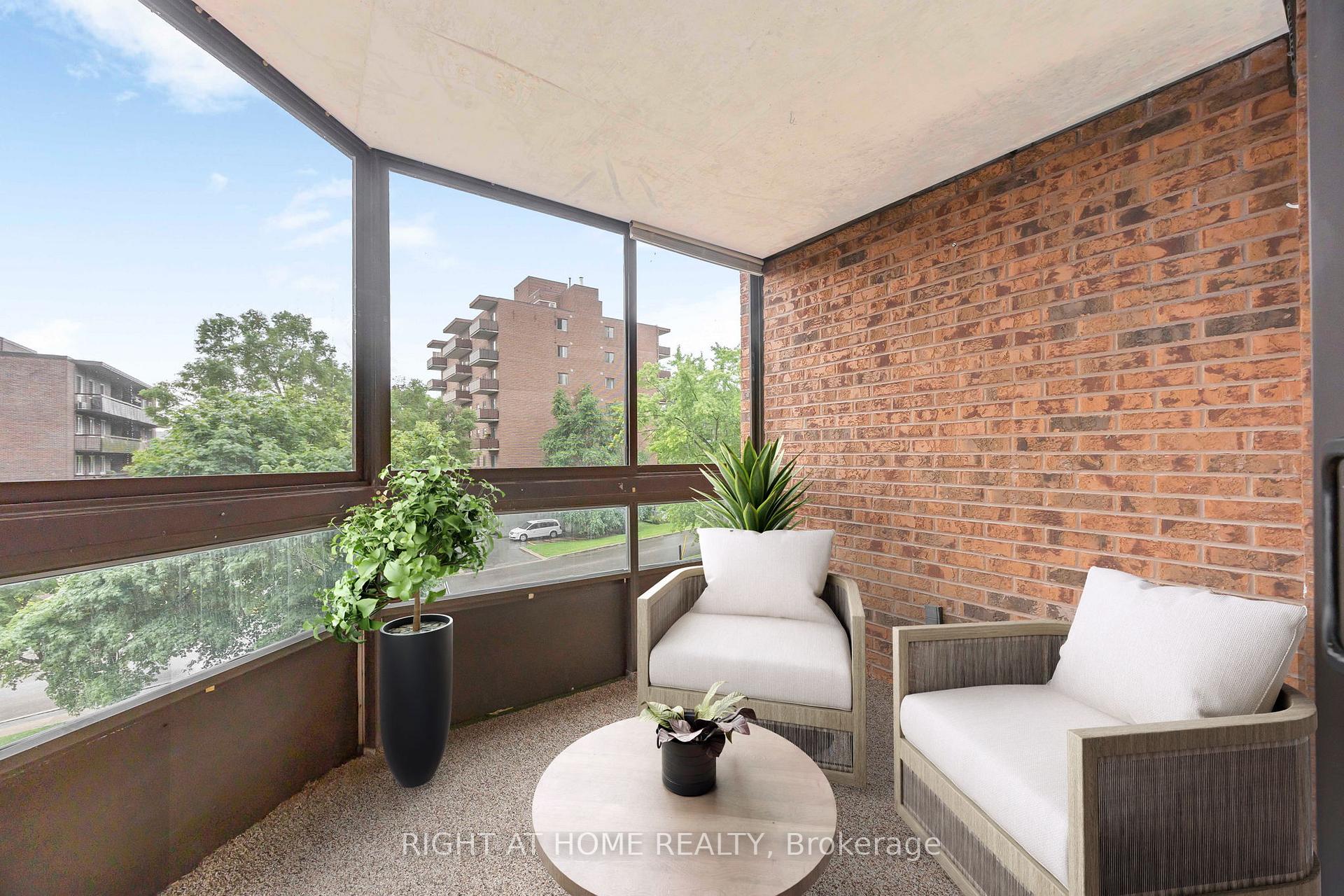 Photo 34 of Unit 304, 181 Collier Street, Barrie, North Shore — HOMEH