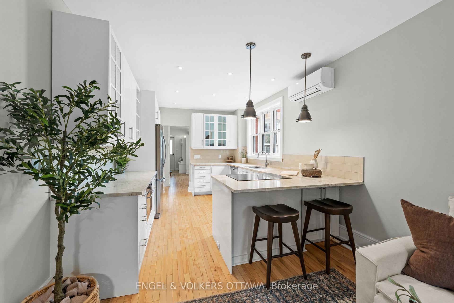 Photo 13 of 20 Hazel Street, Ottawa, Ottawa East — HOMEH