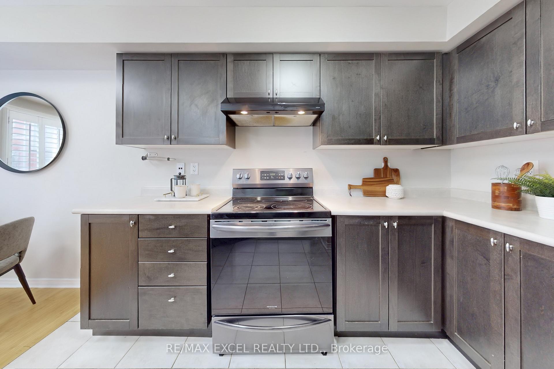 Photo 9 of 2177 Bur Oak Avenue, Markham, Greensborough — HOMEH