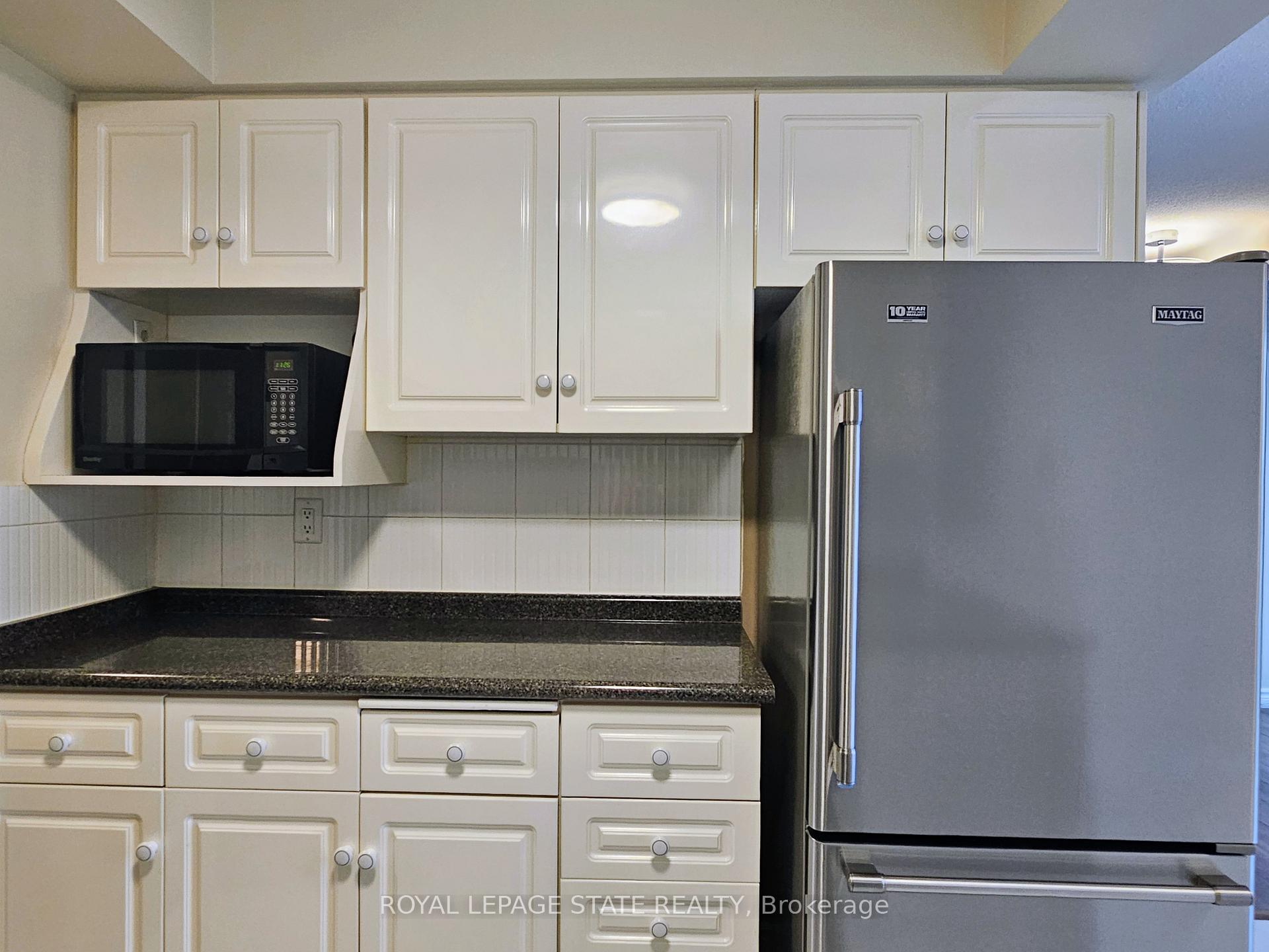 Photo 12 of Unit 11E, 67 Caroline Street S, Hamilton, Durand — HOMEH
