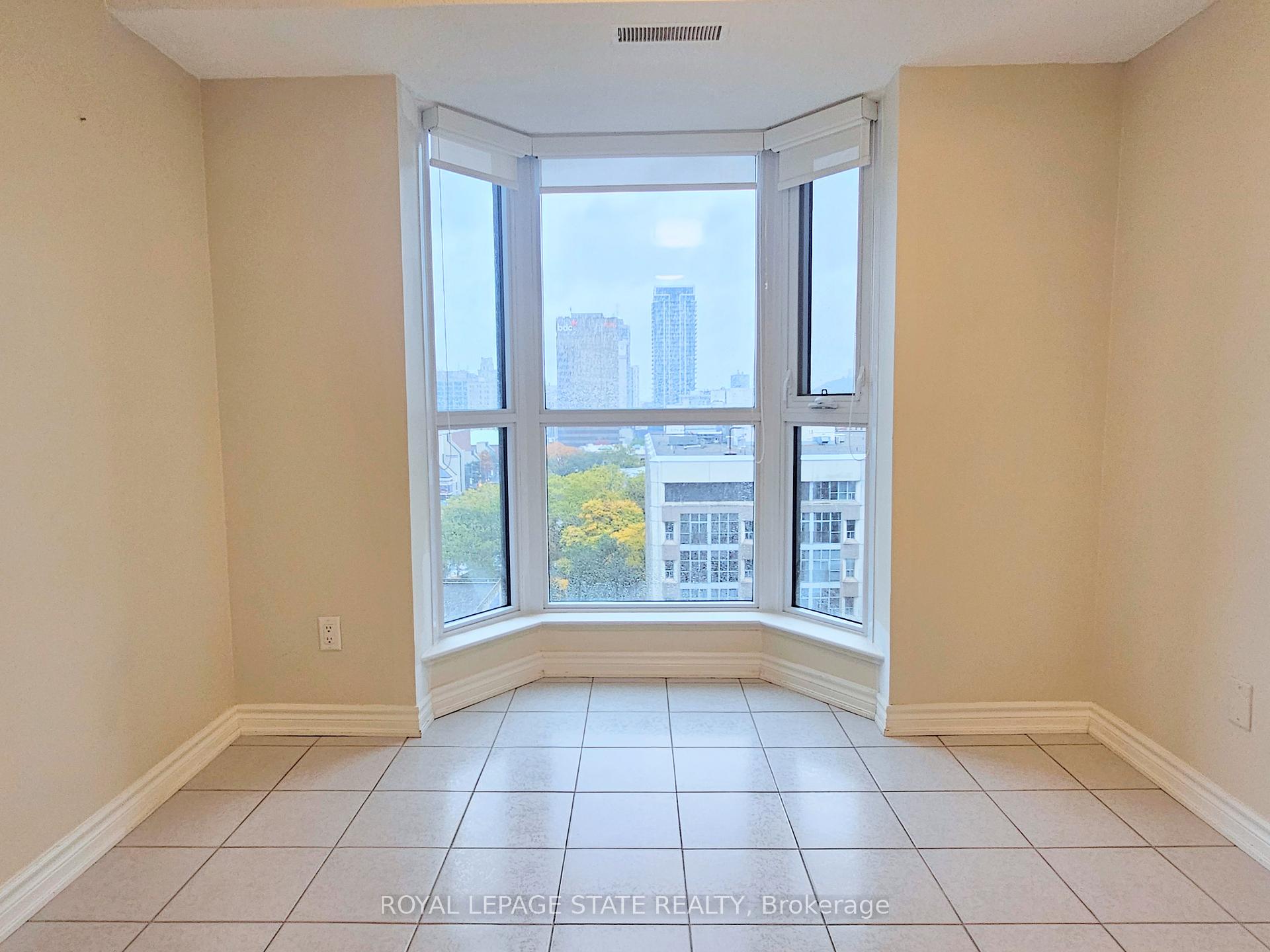 Photo 14 of Unit 11E, 67 Caroline Street S, Hamilton, Durand — HOMEH
