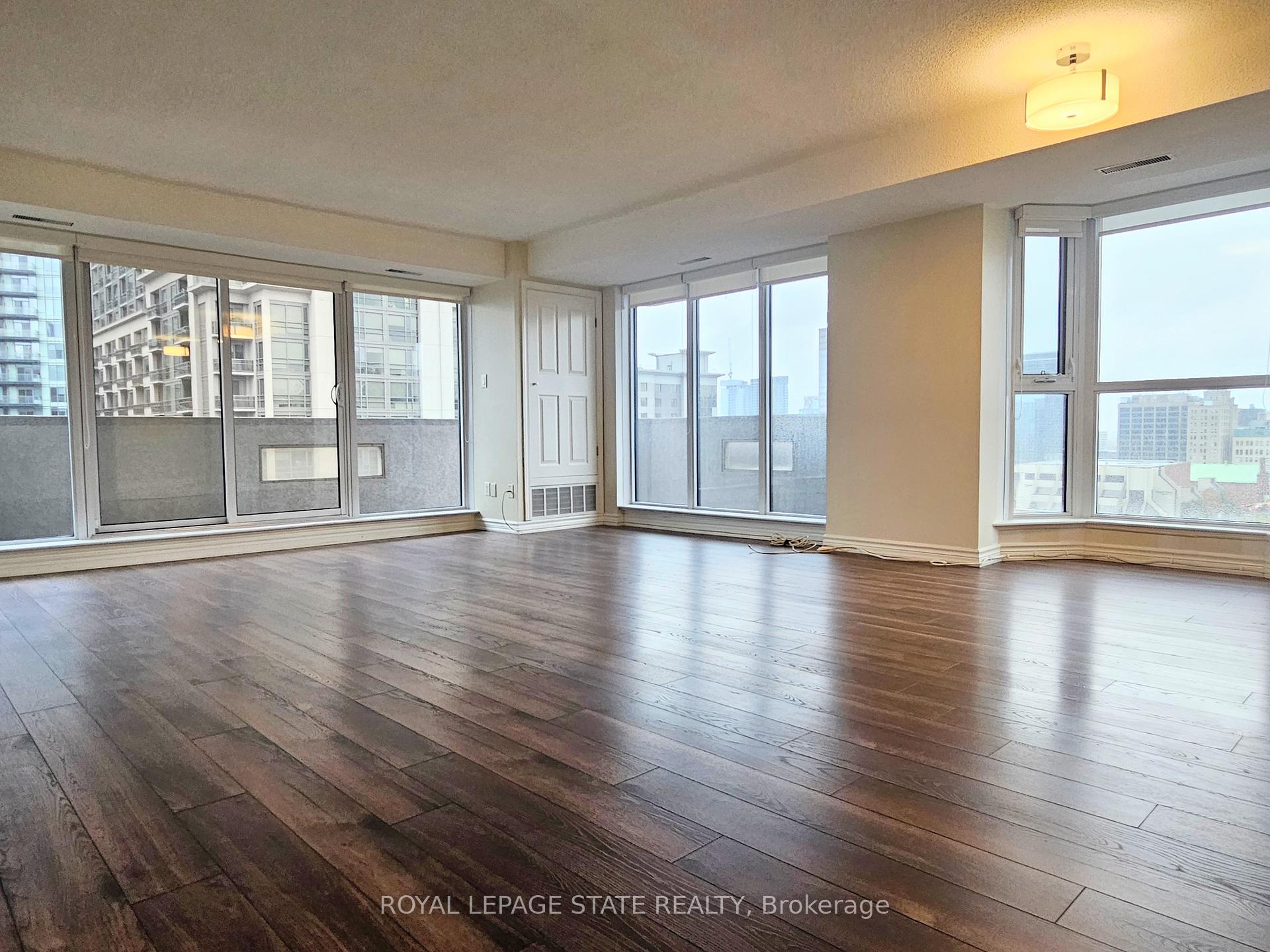 Photo 17 of Unit 11E, 67 Caroline Street S, Hamilton, Durand — HOMEH