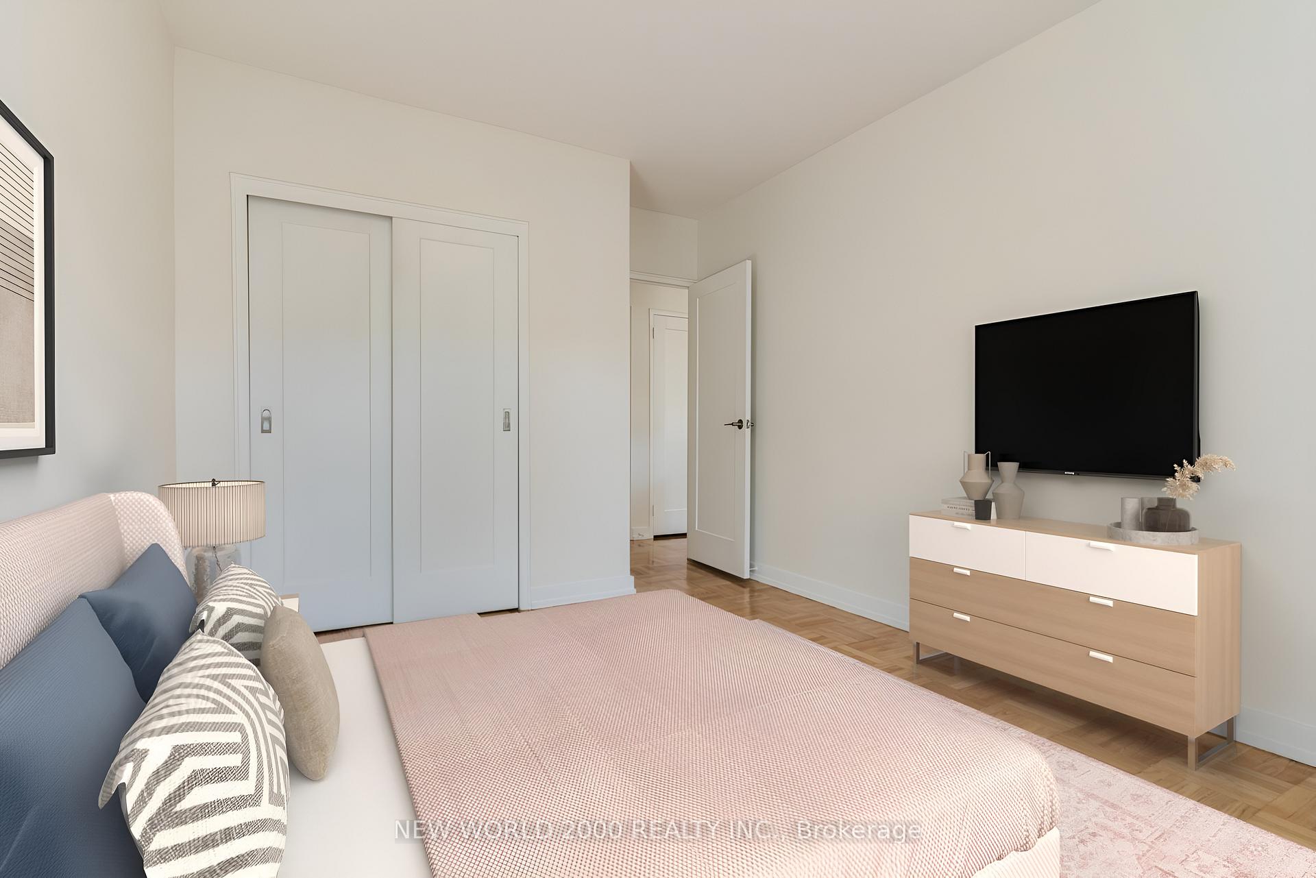 Photo 6 of Unit 404, 1220 Bayview Avenue, Toronto, Leaside — HOMEH