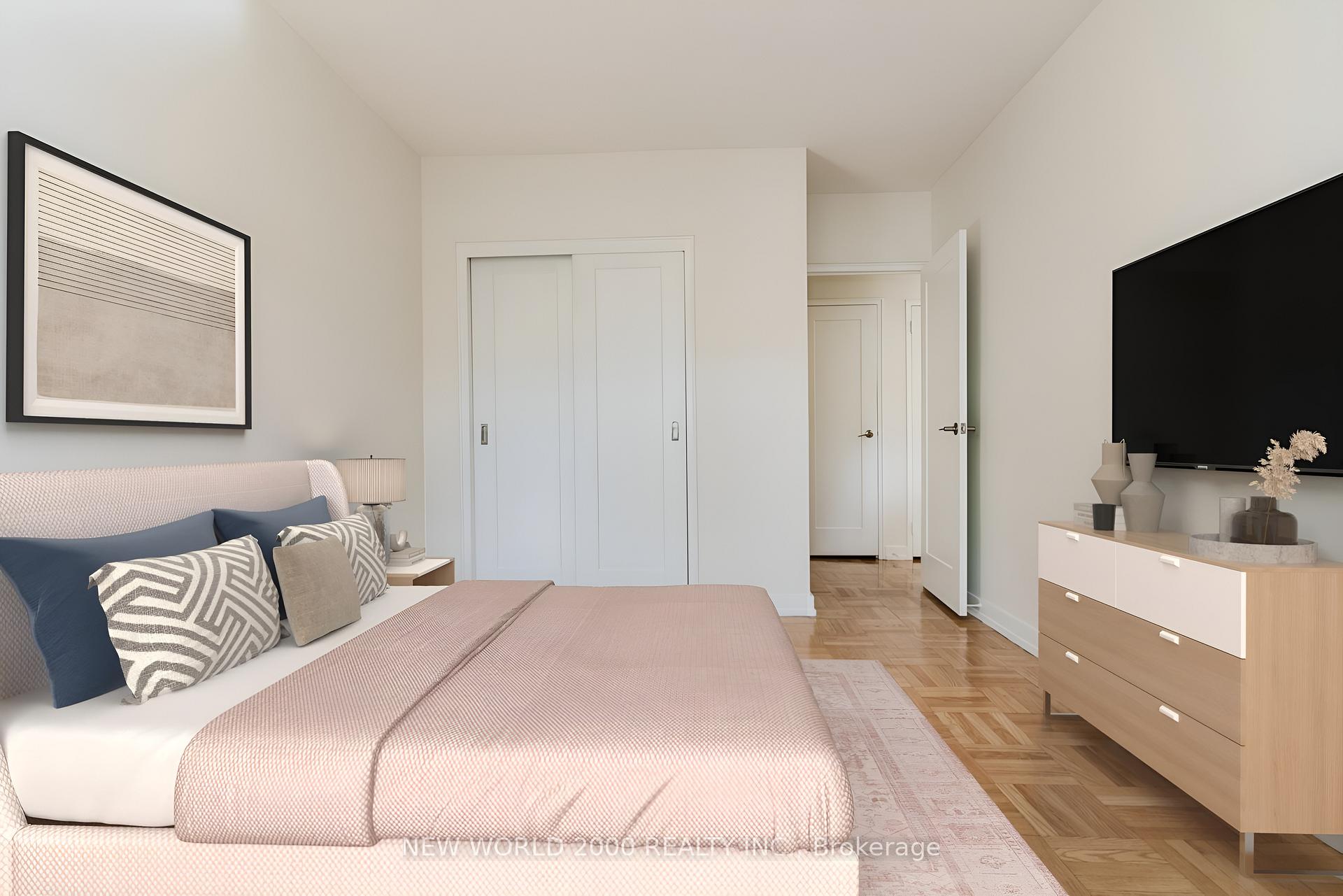 Photo 7 of Unit 404, 1220 Bayview Avenue, Toronto, Leaside — HOMEH
