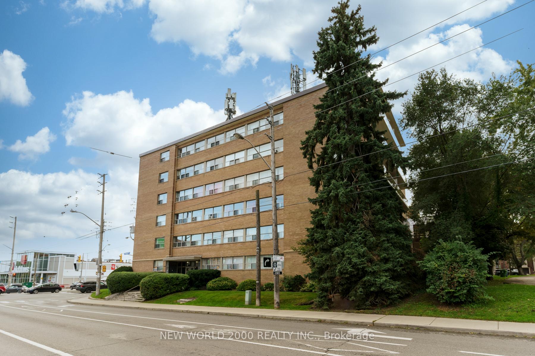 Photo 13 of Unit 404, 1220 Bayview Avenue, Toronto, Leaside — HOMEH