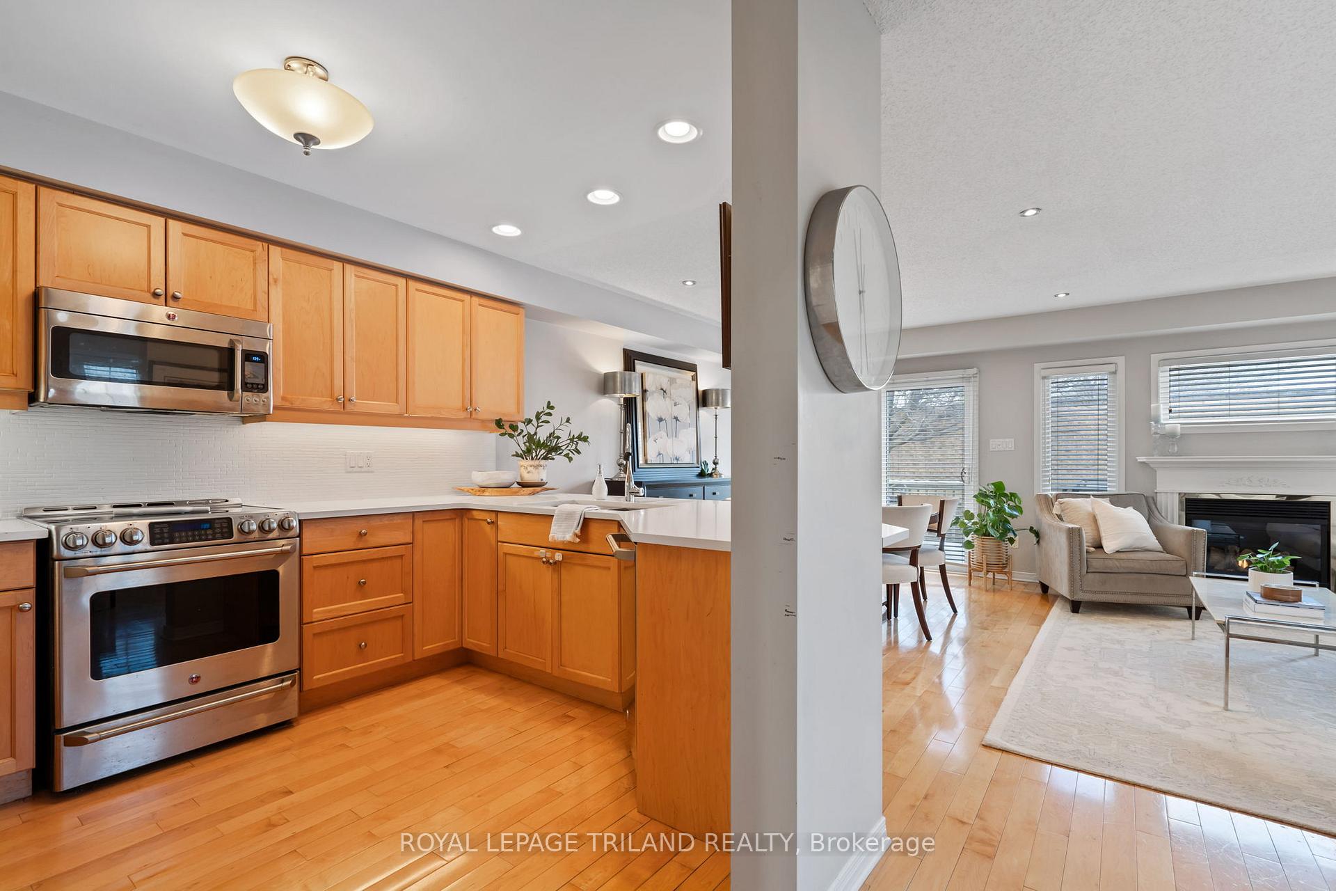 Photo 7 of Unit 96, 320 Ambleside Drive, London, North A — HOMEH