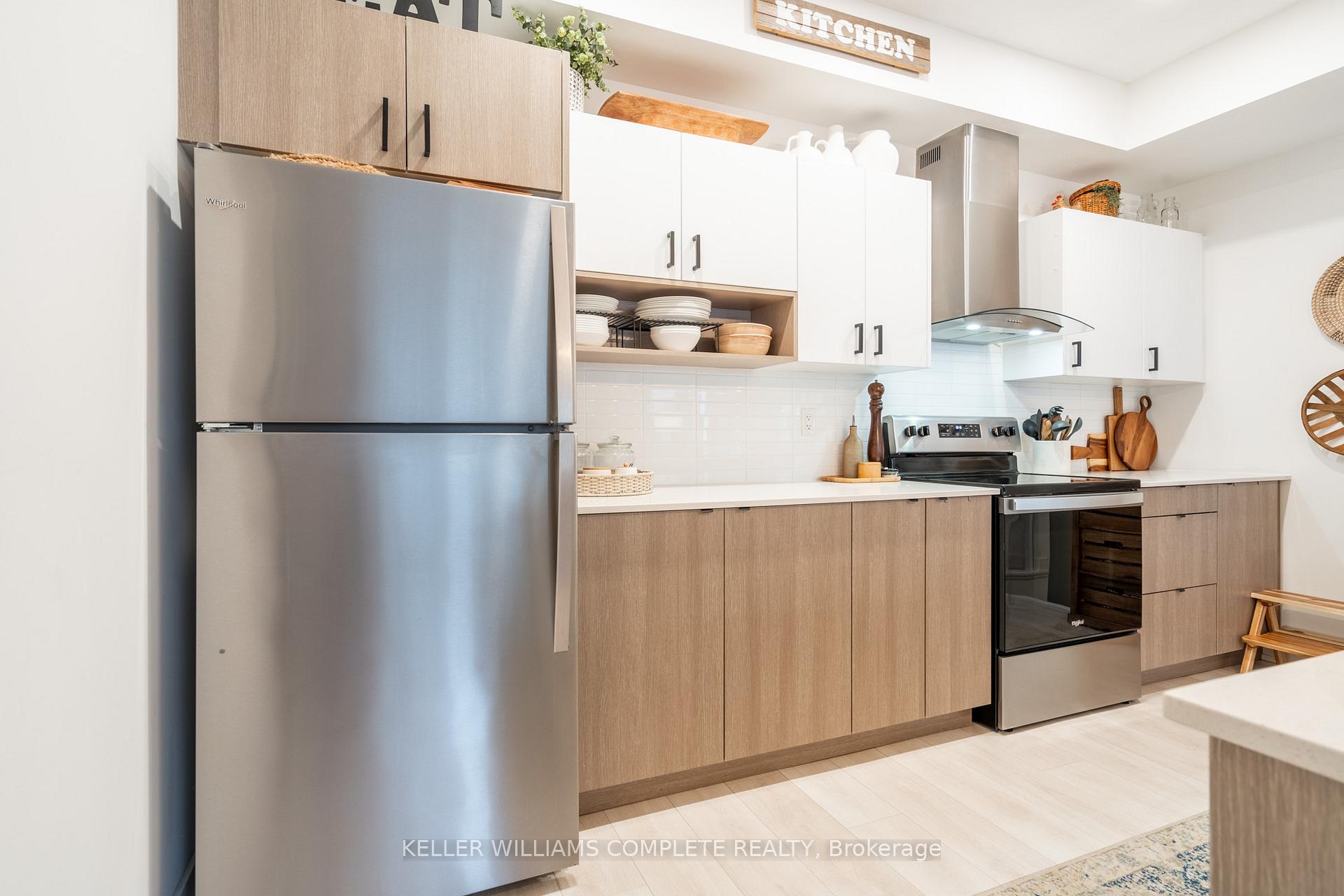 Photo 10 of Unit 17, 1121 Cooke Boulevard, Burlington, LaSalle — HOMEH