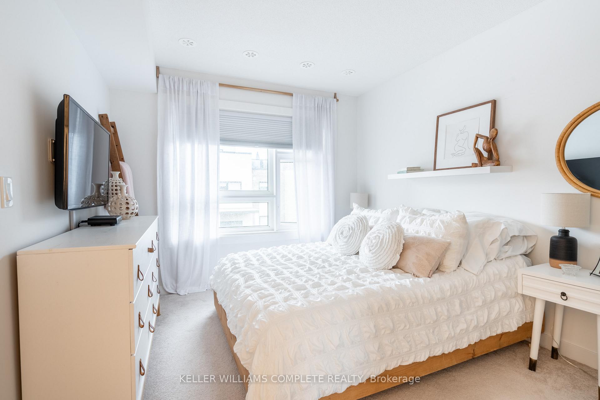 Photo 25 of Unit 17, 1121 Cooke Boulevard, Burlington, LaSalle — HOMEH