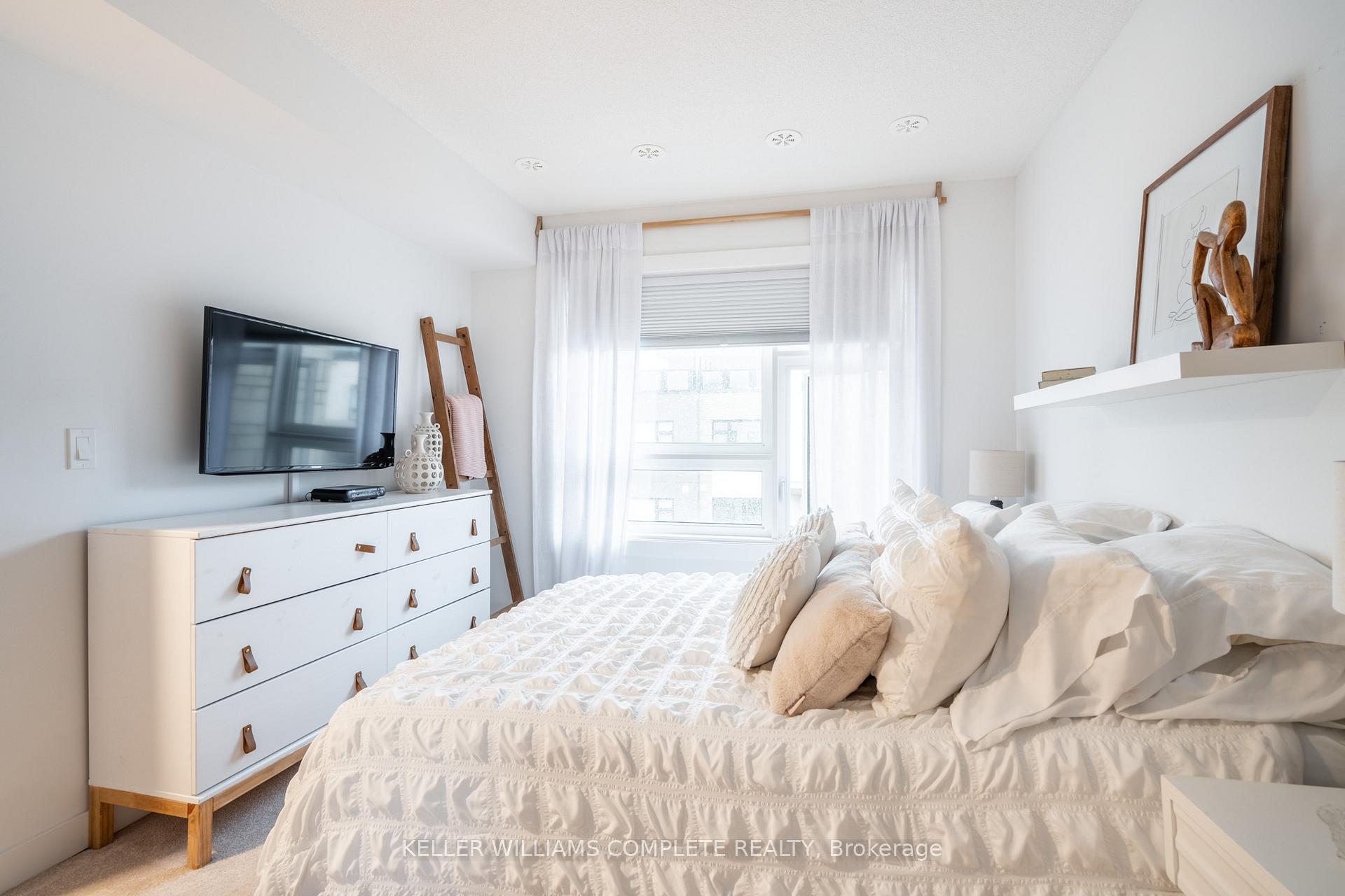 Photo 27 of Unit 17, 1121 Cooke Boulevard, Burlington, LaSalle — HOMEH