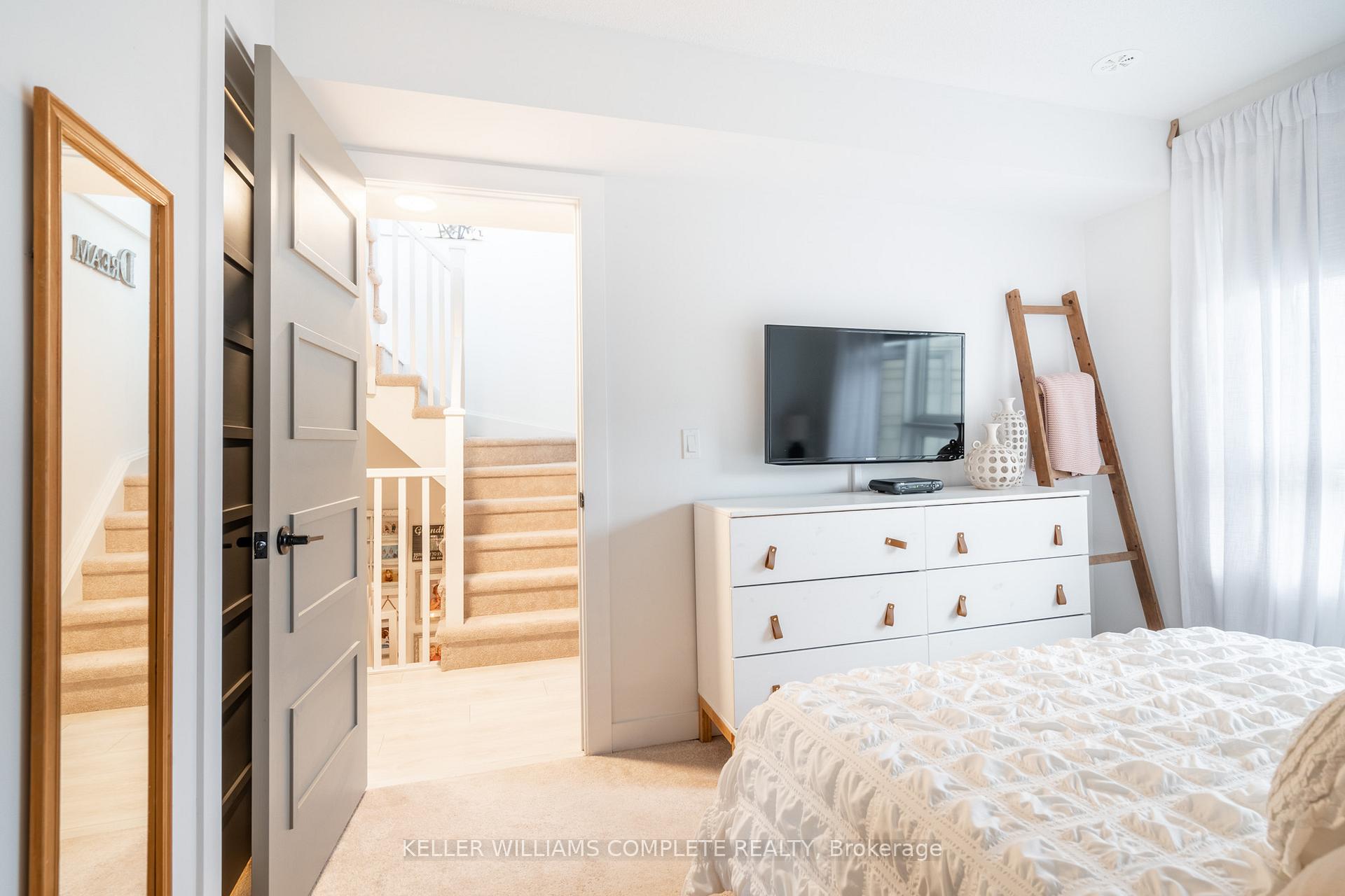 Photo 28 of Unit 17, 1121 Cooke Boulevard, Burlington, LaSalle — HOMEH