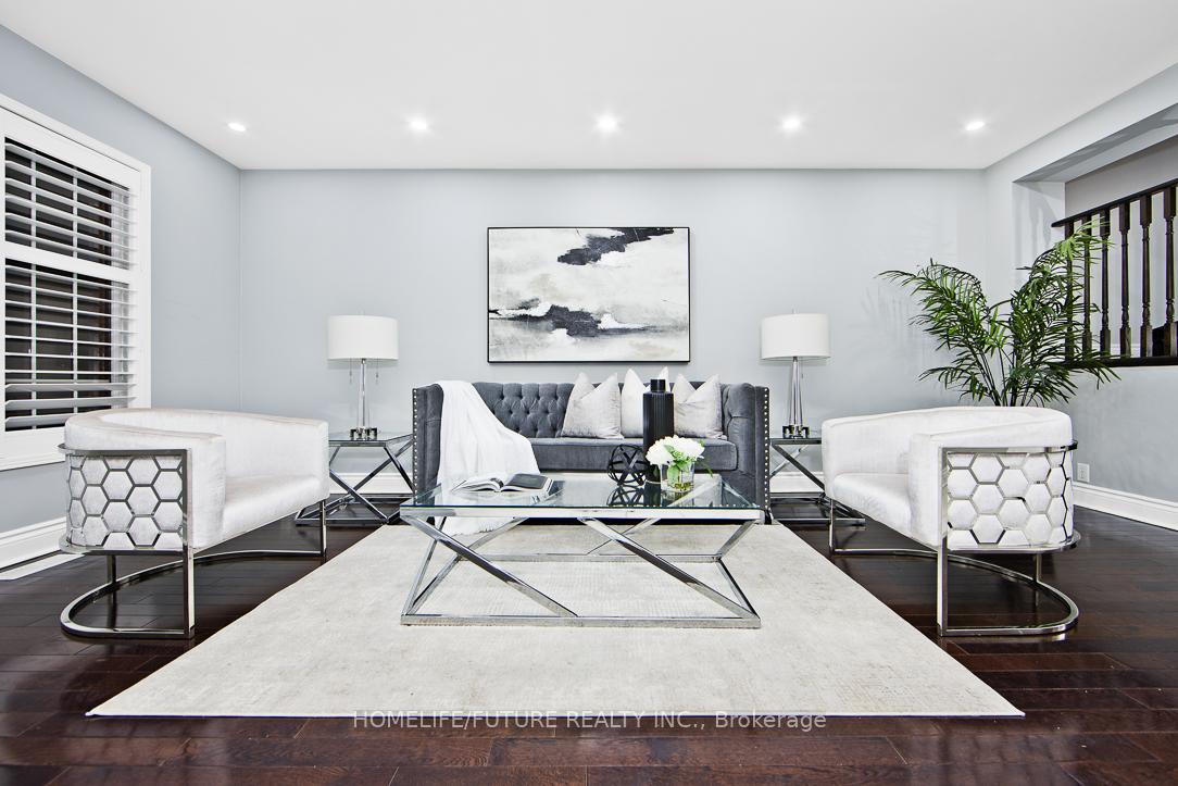 Photo 5 of 157 Warnford Circle, Ajax, Northeast Ajax — HOMEH