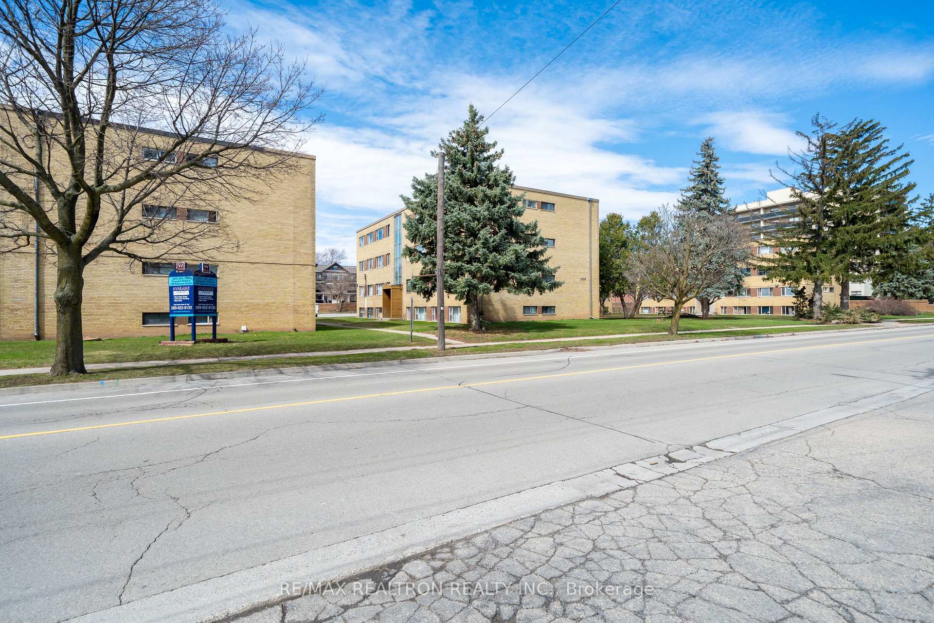 Photo 15 of Unit 44, 2043 Prospect Street E, Burlington, Brant — HOMEH
