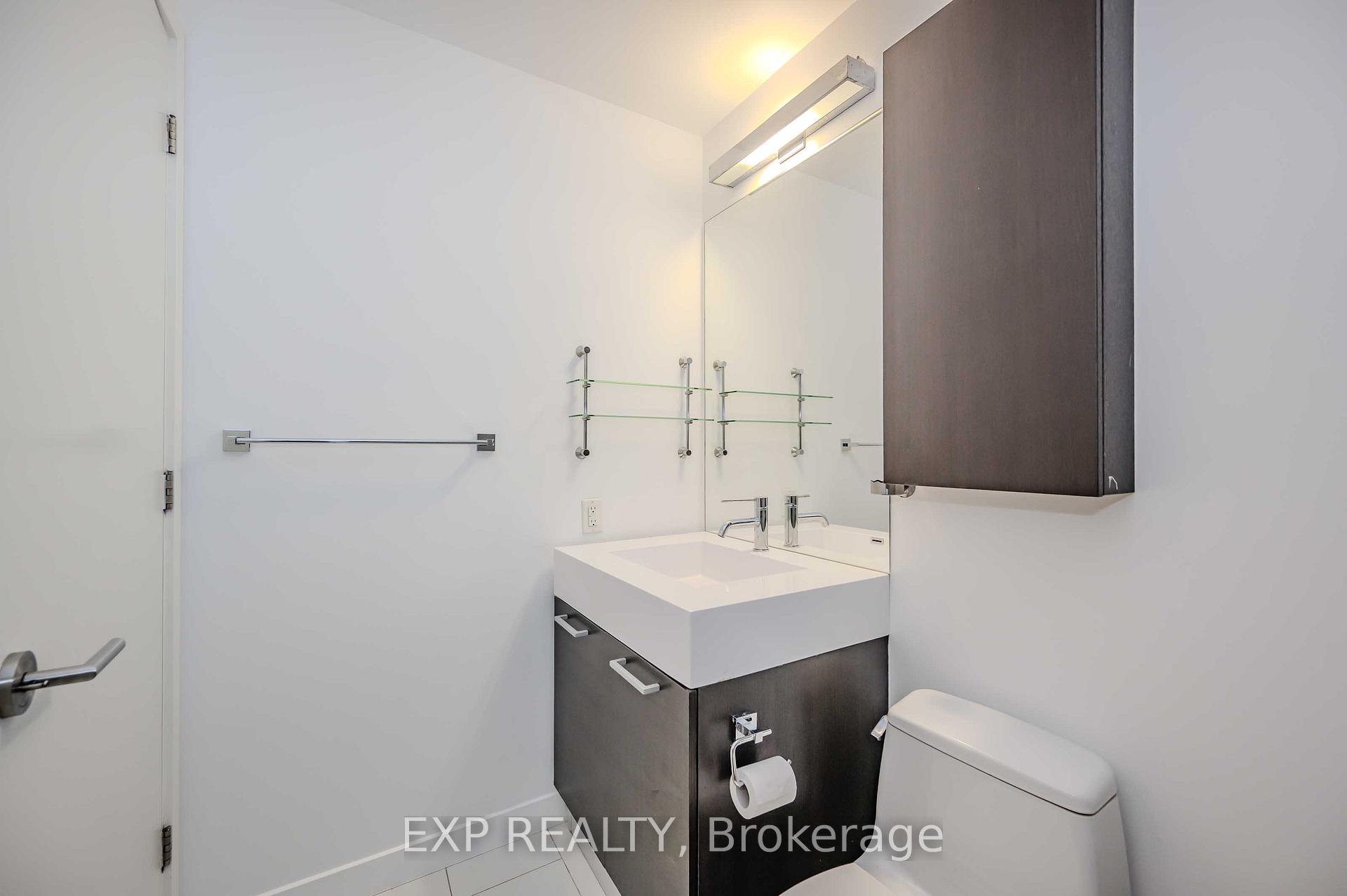 Photo 12 of Unit 822, 90 Broadview Avenue, Toronto, South Riverdale — HOMEH