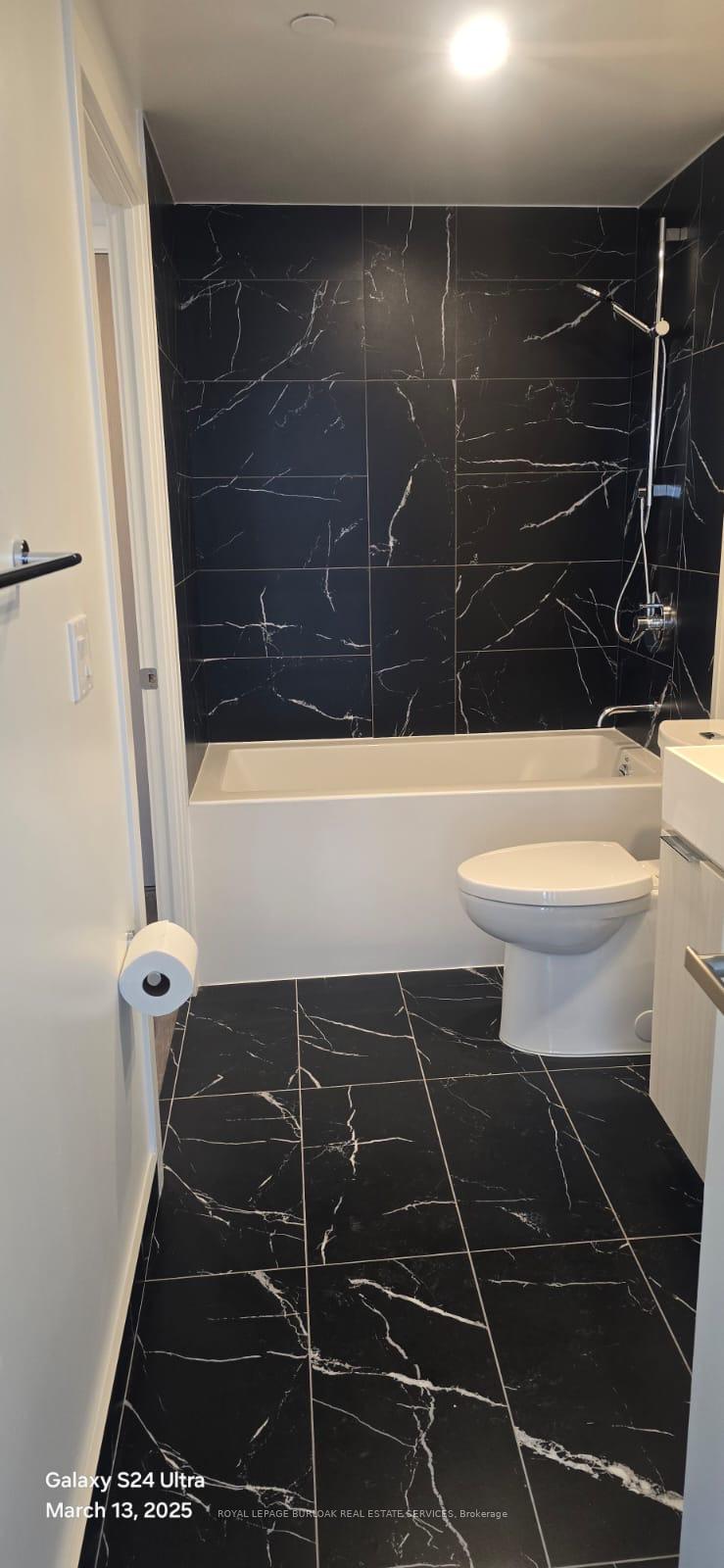 Photo 13 of Unit 1409, 370 Martha Street, Burlington, Brant — HOMEH