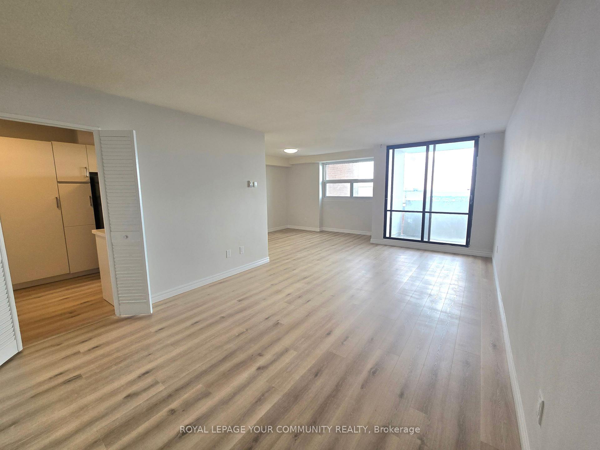 Photo 7 of Unit 3404, 3 Massey Square, Toronto, Crescent Town — HOMEH