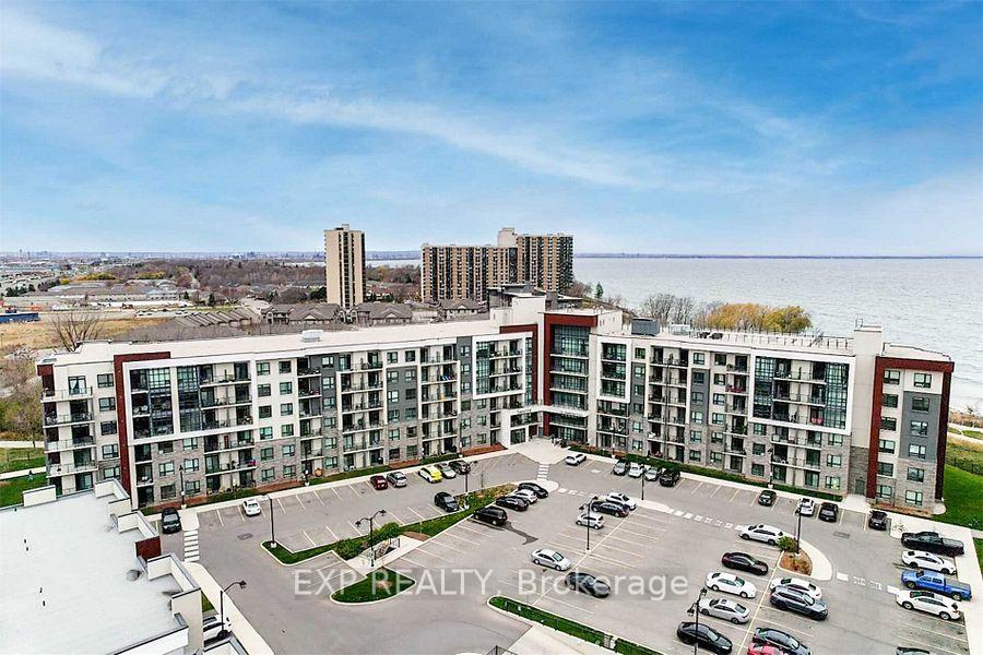 Front of Unit 233, 125 Shoreview Place