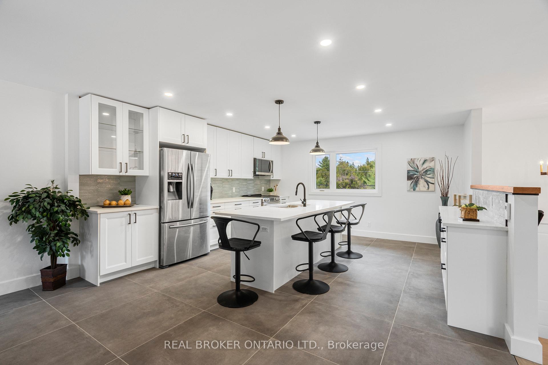 Photo 7 of 833 Beavertail Road, Ottawa, Huntley Ward (South West) — HOMEH