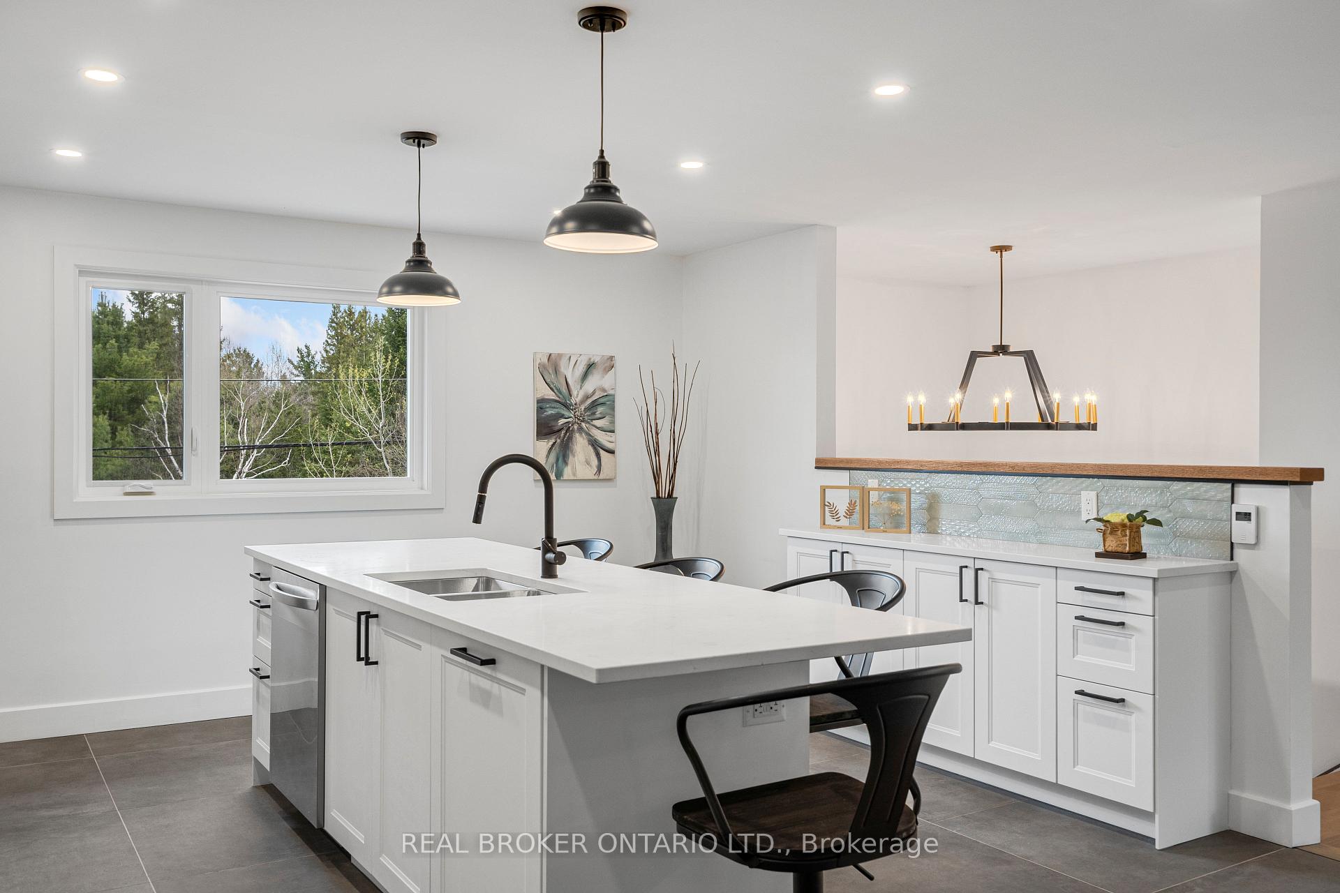 Photo 10 of 833 Beavertail Road, Ottawa, Huntley Ward (South West) — HOMEH