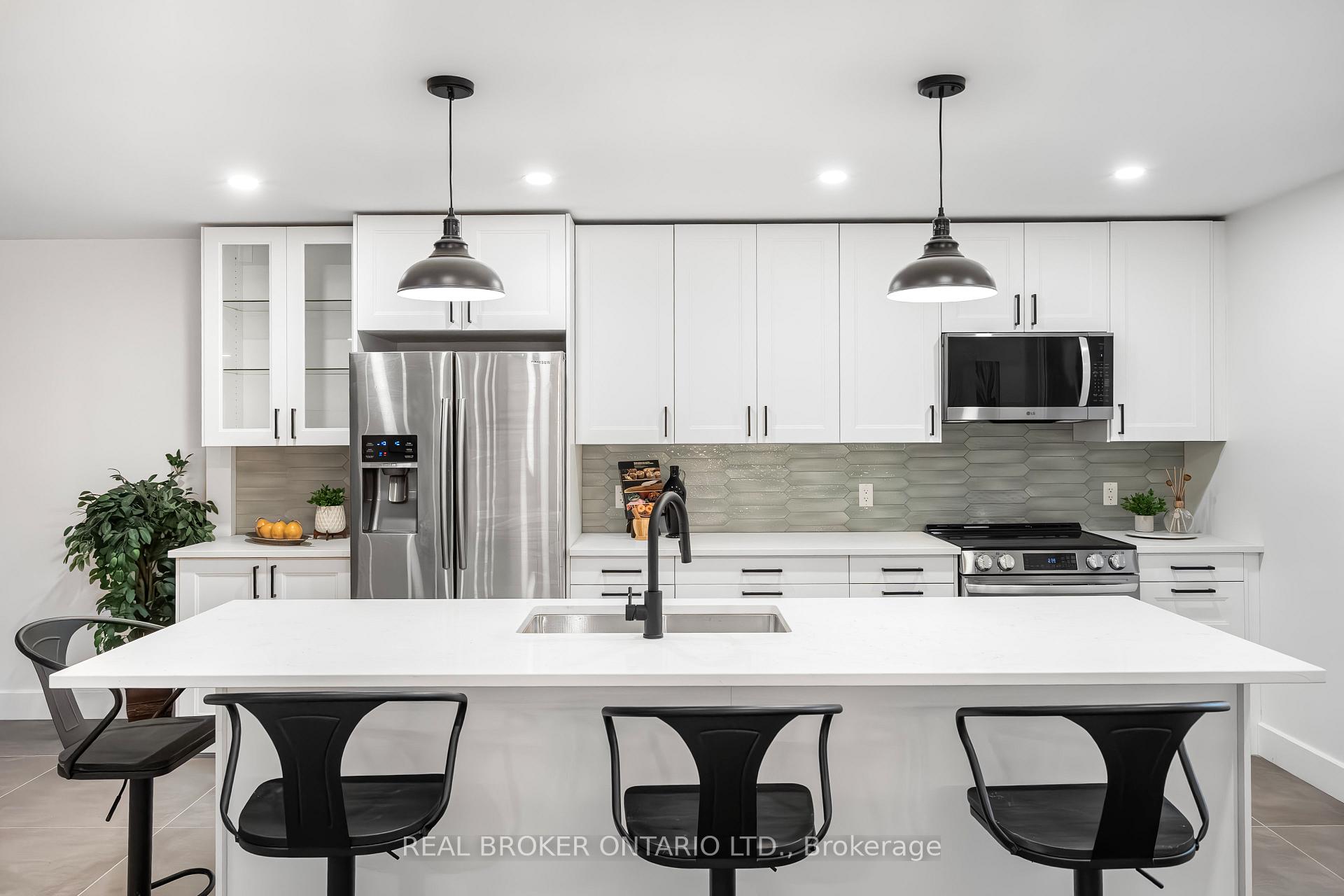 Photo 11 of 833 Beavertail Road, Ottawa, Huntley Ward (South West) — HOMEH