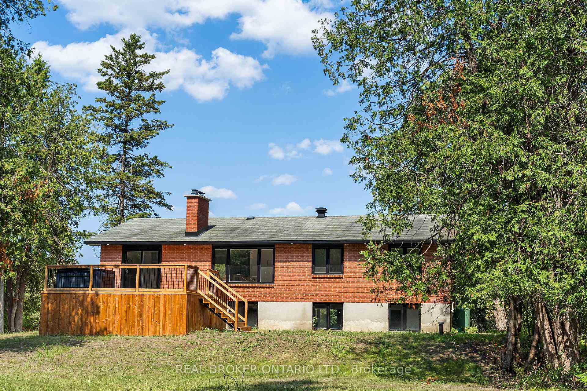 Photo 43 of 833 Beavertail Road, Ottawa, Huntley Ward (South West) — HOMEH
