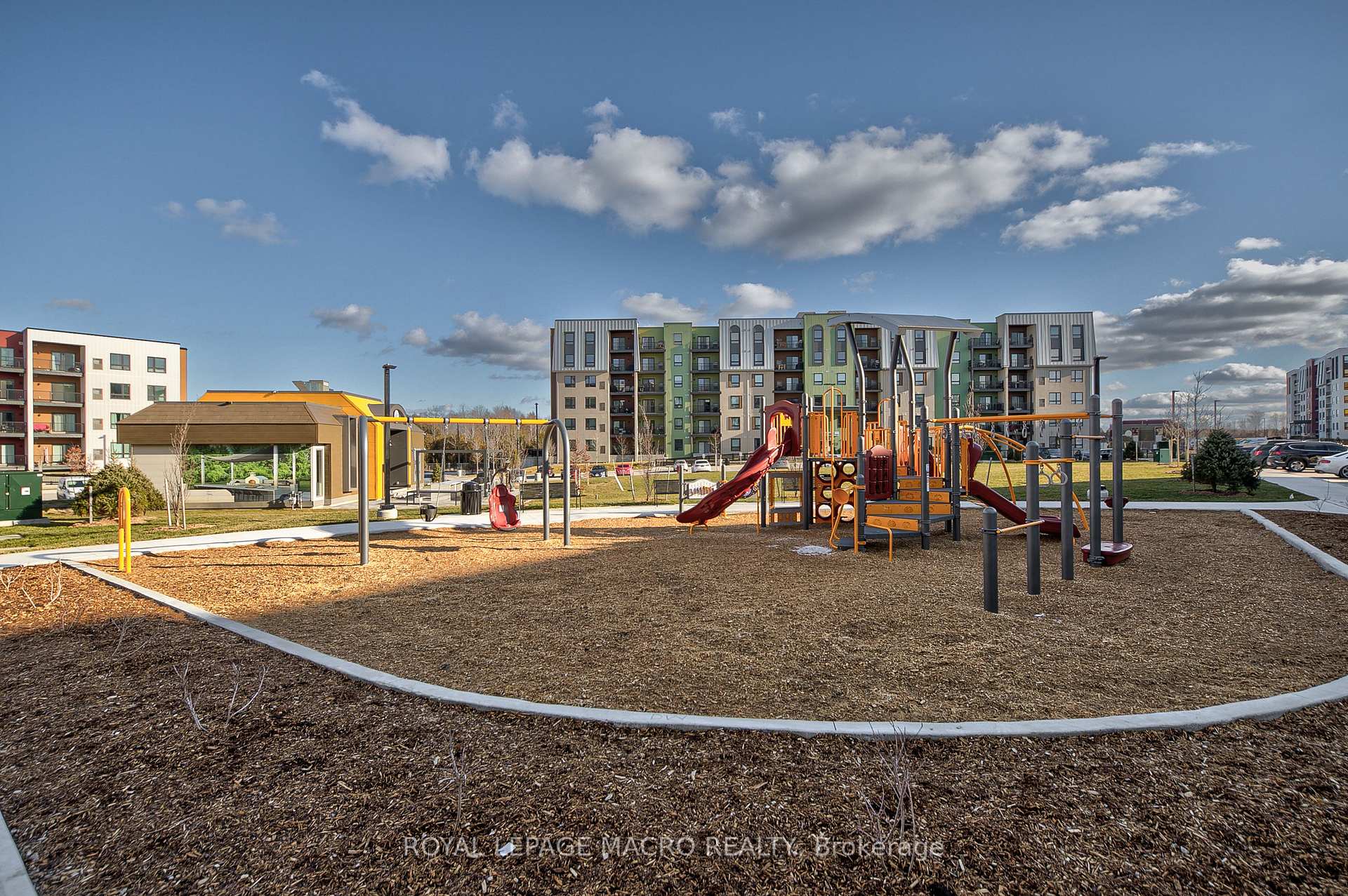 Photo 54 of Unit 201, 8 Culinary Lane, Barrie, Rural Barrie Southeast — HOMEH