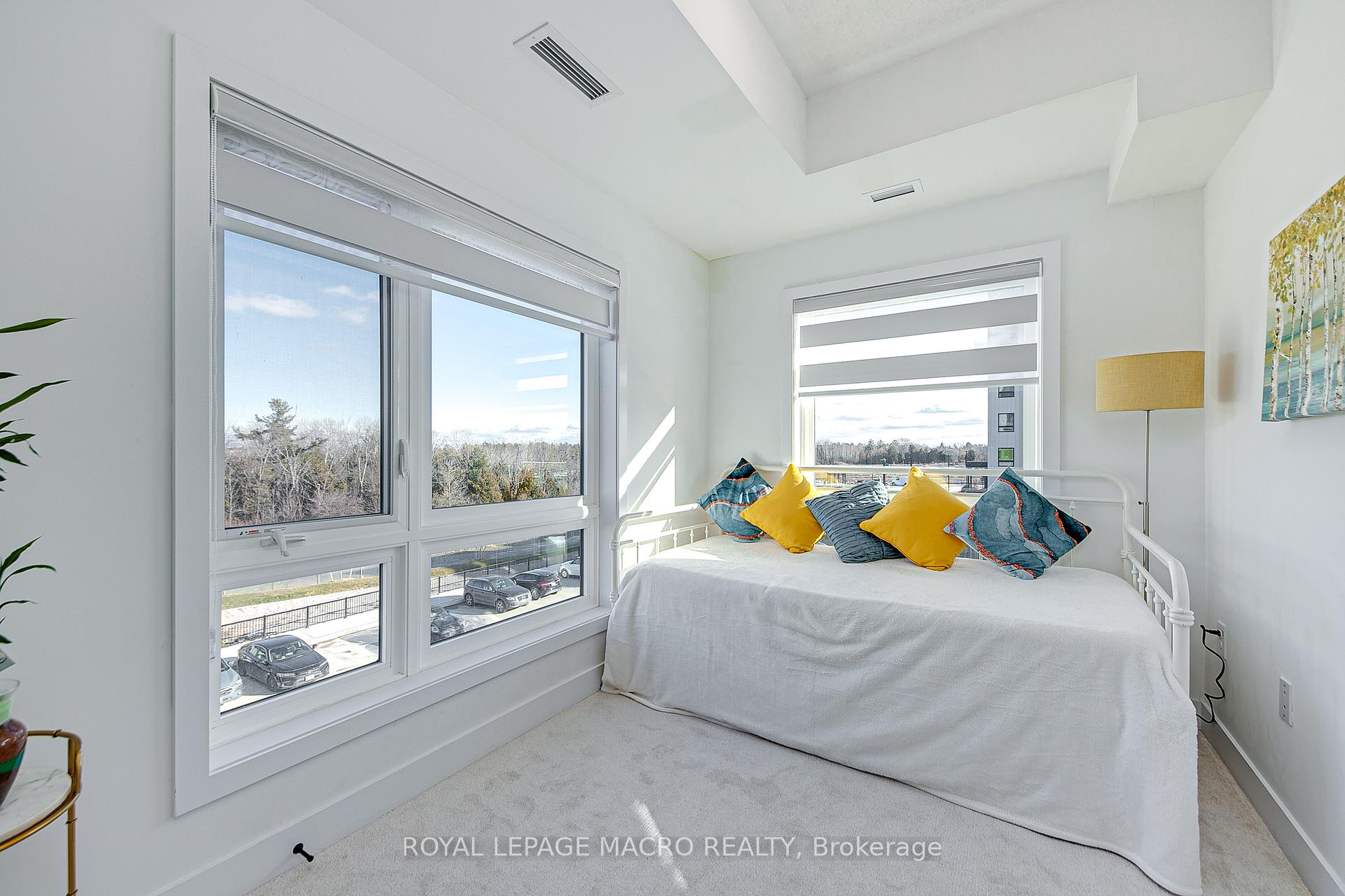 Photo 20 of Unit 201, 8 Culinary Lane, Barrie, Rural Barrie Southeast — HOMEH