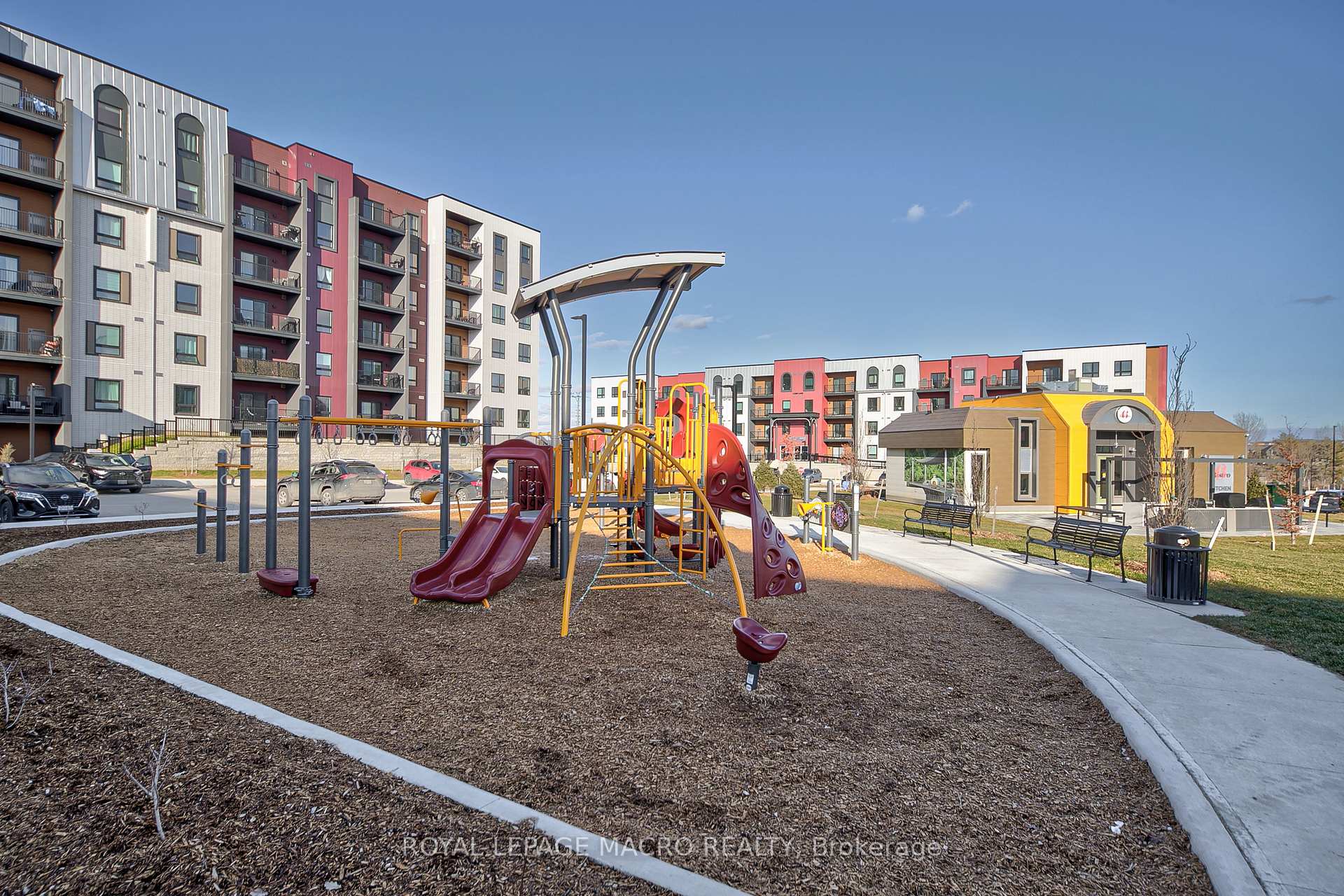 Photo 75 of Unit 201, 8 Culinary Lane, Barrie, Rural Barrie Southeast — HOMEH