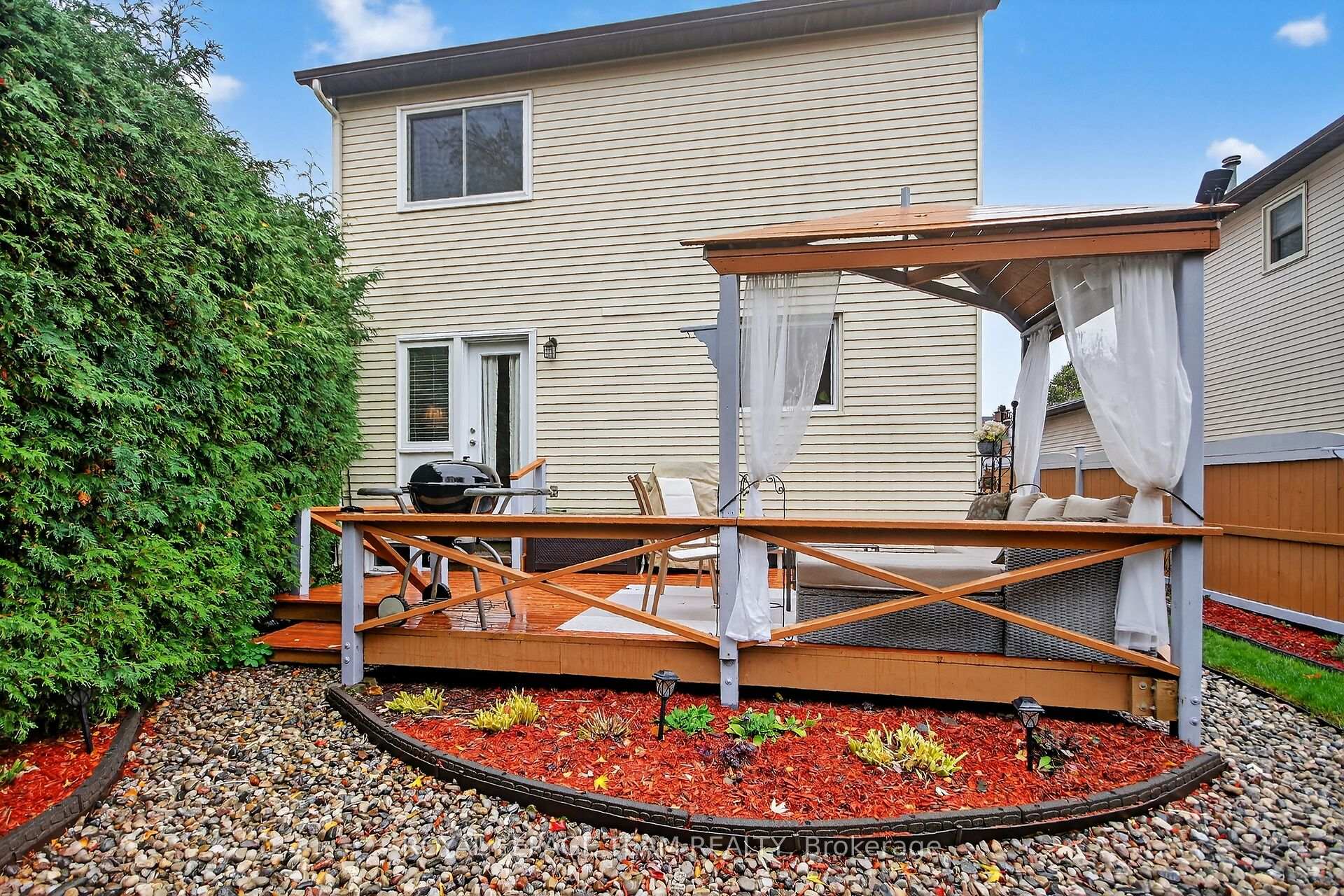 Photo 36 of 21 Raftus Square, Ottawa, Barrhaven - Pheasant Run — HOMEH