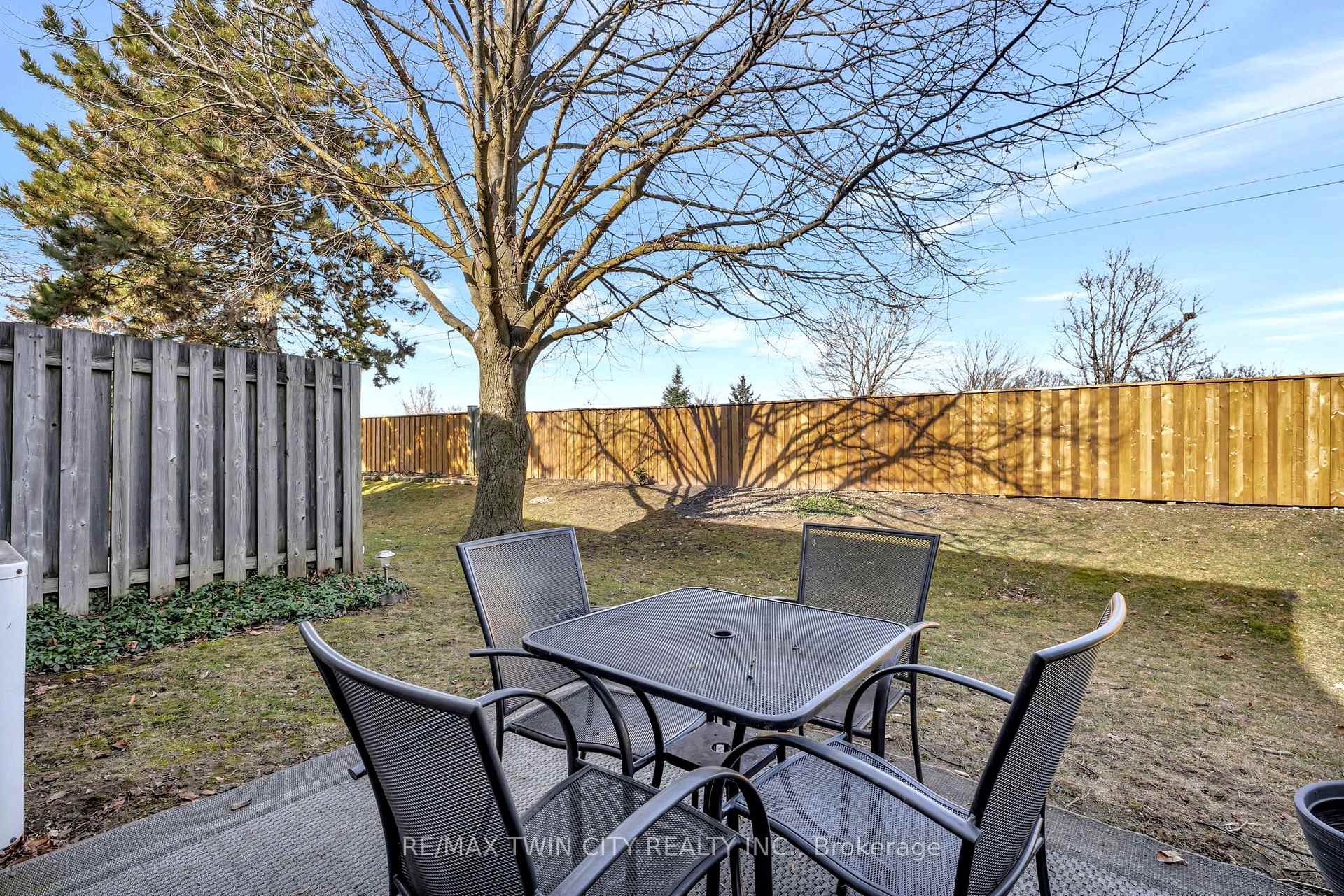 Photo 29 of Unit 6, 375 Kingscourt Drive, Waterloo, Colonial Acres — HOMEH