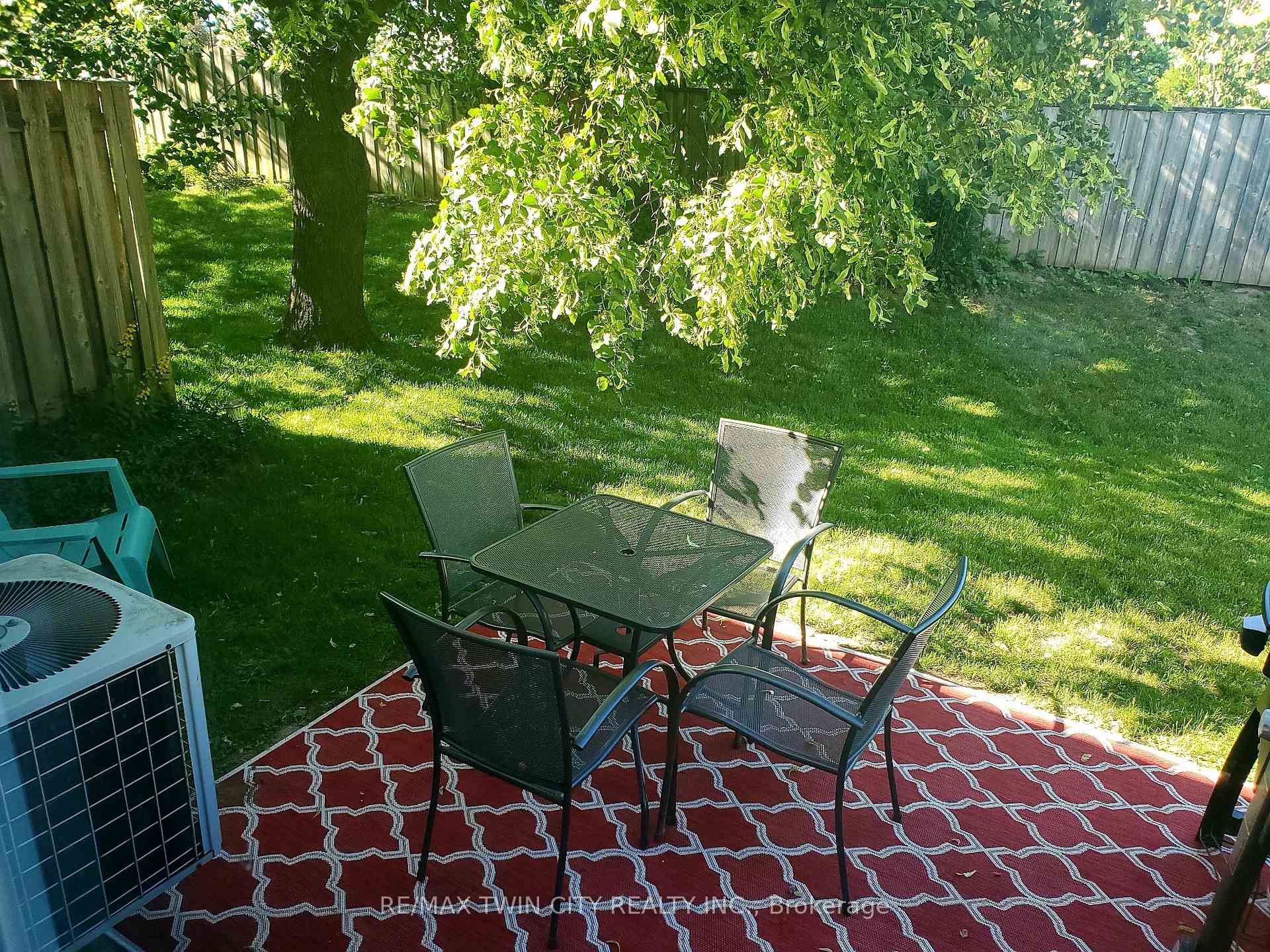 Photo 30 of Unit 6, 375 Kingscourt Drive, Waterloo, Colonial Acres — HOMEH