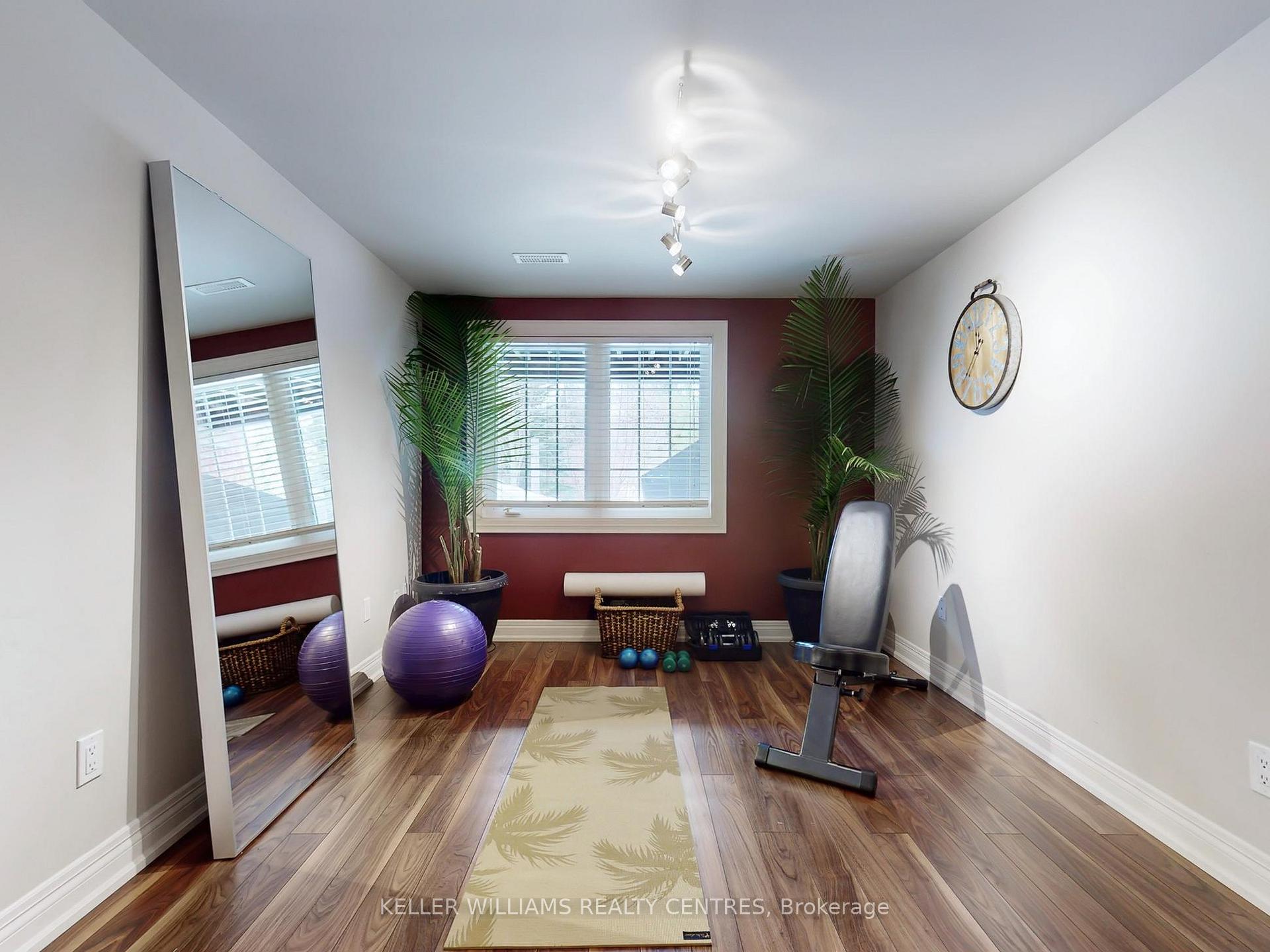 Photo 33 of 38 Benville Crescent, Aurora, Aurora Estates — HOMEH
