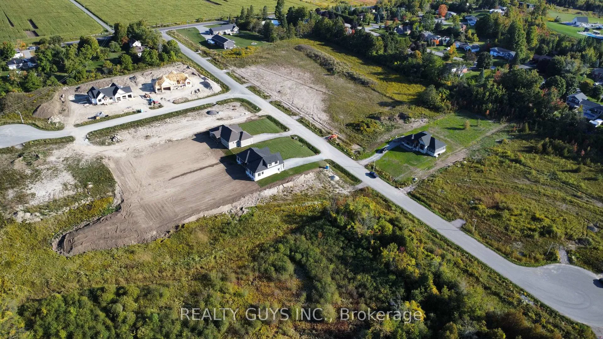 Photo 14 of 2412 Gwendolyn Court, Cavan Monaghan, Cavan Twp — HOMEH