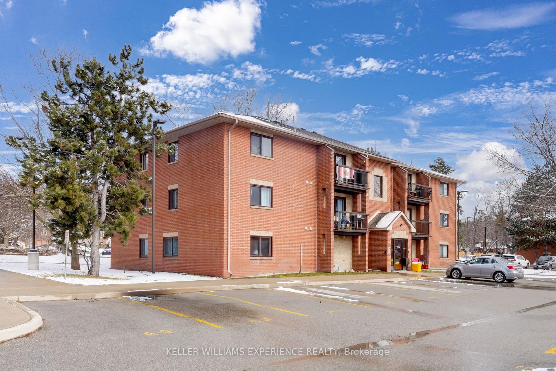 Photo 1 of Unit A12, 175 Edgehill Drive, Barrie, Letitia Heights — HOMEH