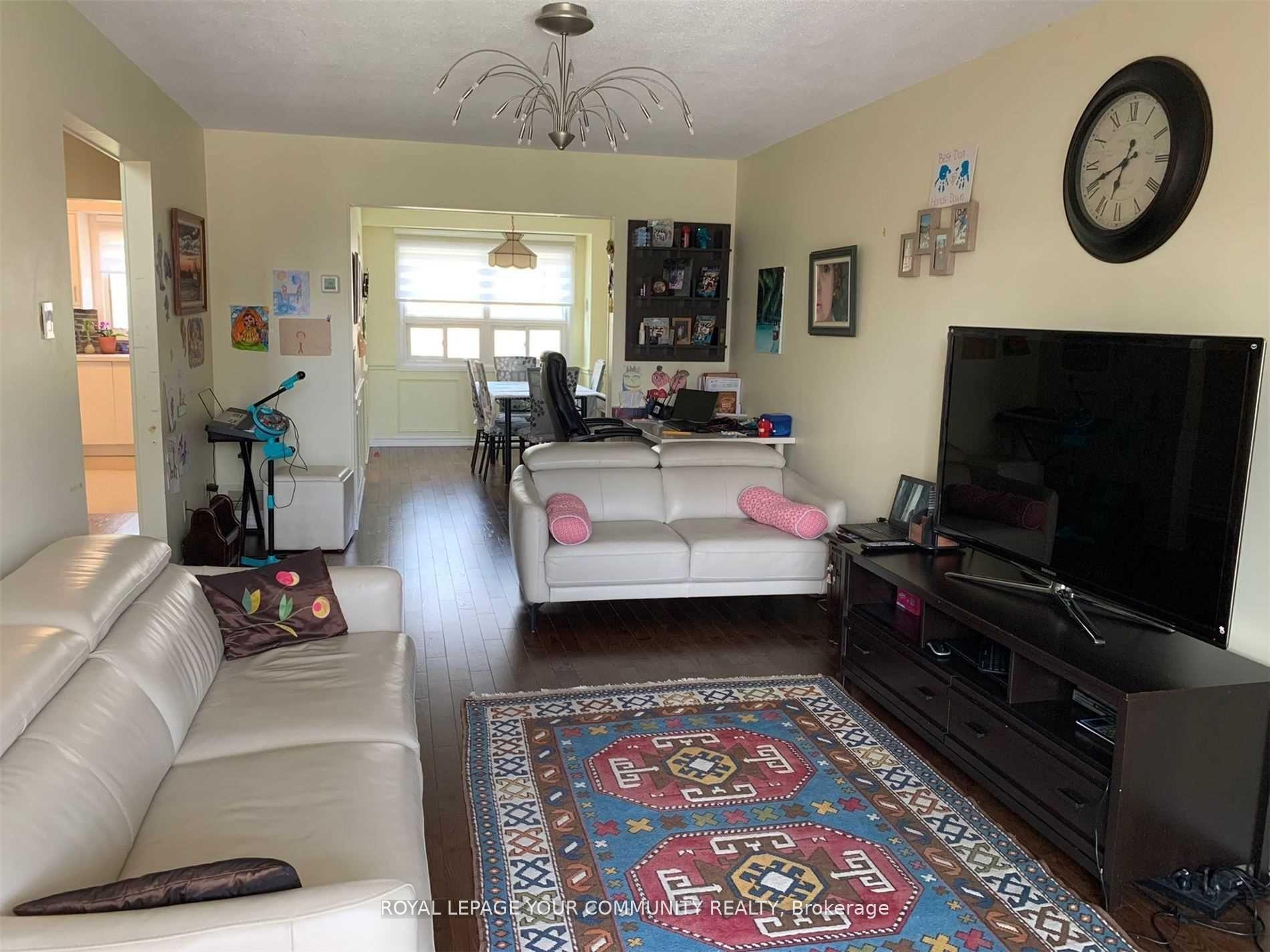 Photo 7 of 1 Kindale Way, Markham, Royal Orchard — HOMEH