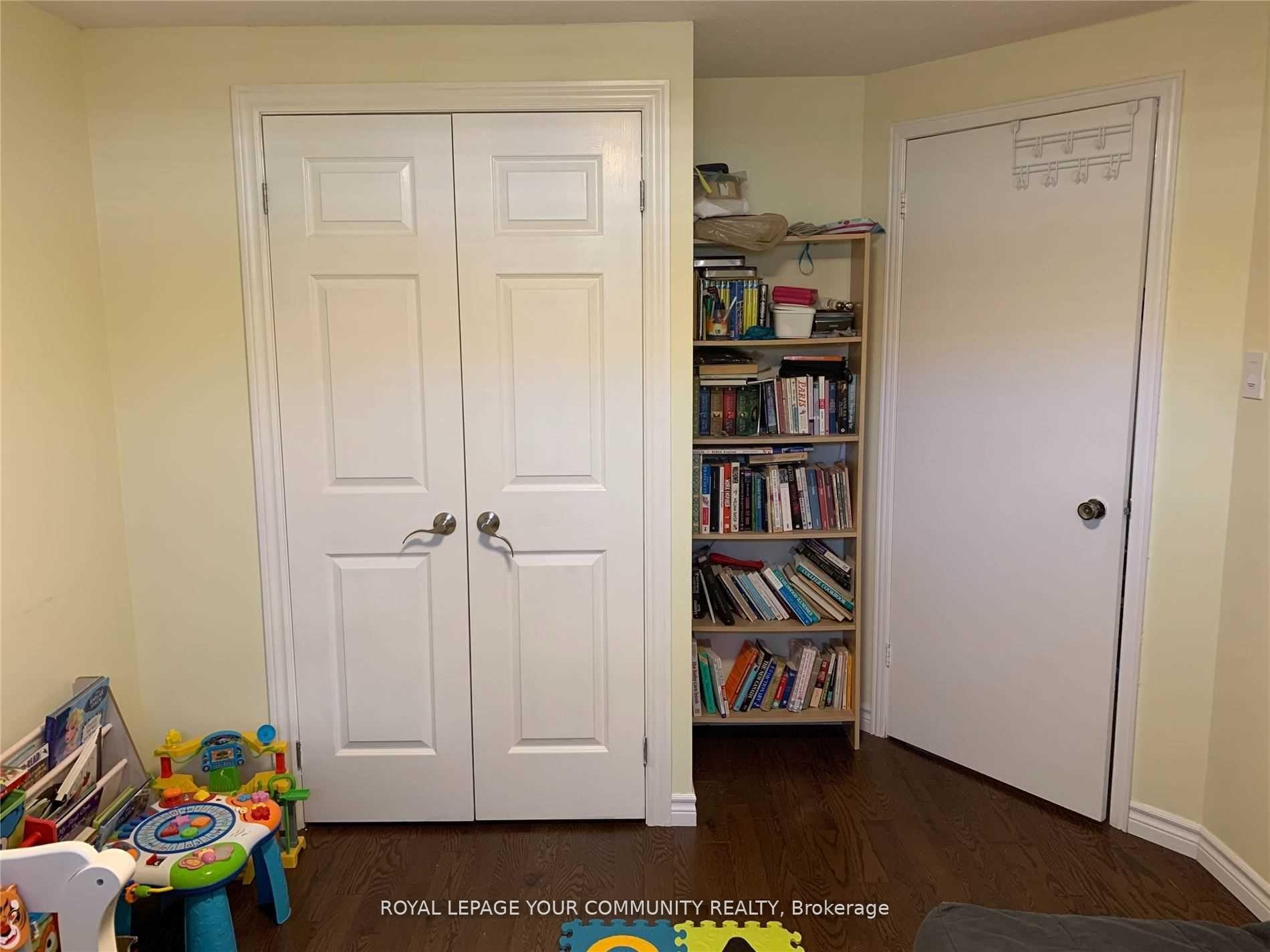 Photo 16 of 1 Kindale Way, Markham, Royal Orchard — HOMEH