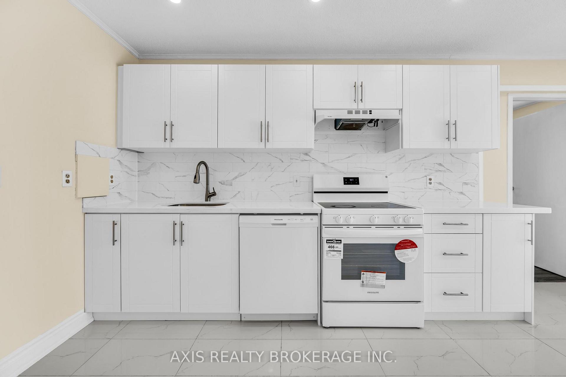 Photo 29 of Unit 79, 121 University Avenue E, Waterloo — HOMEH
