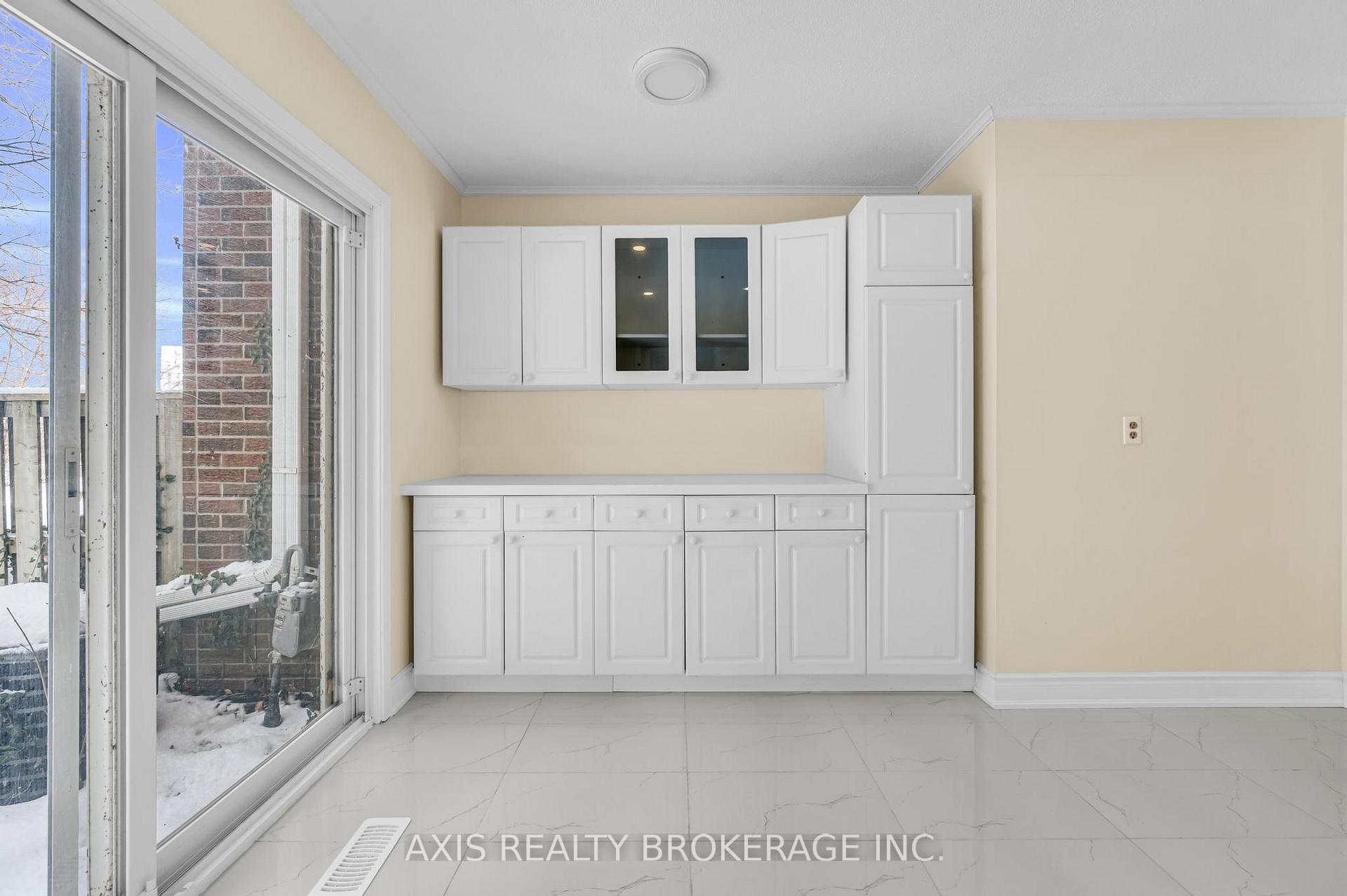 Photo 33 of Unit 79, 121 University Avenue E, Waterloo — HOMEH