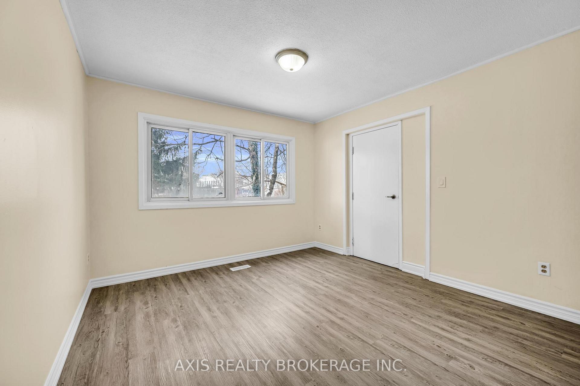 Photo 36 of Unit 79, 121 University Avenue E, Waterloo — HOMEH