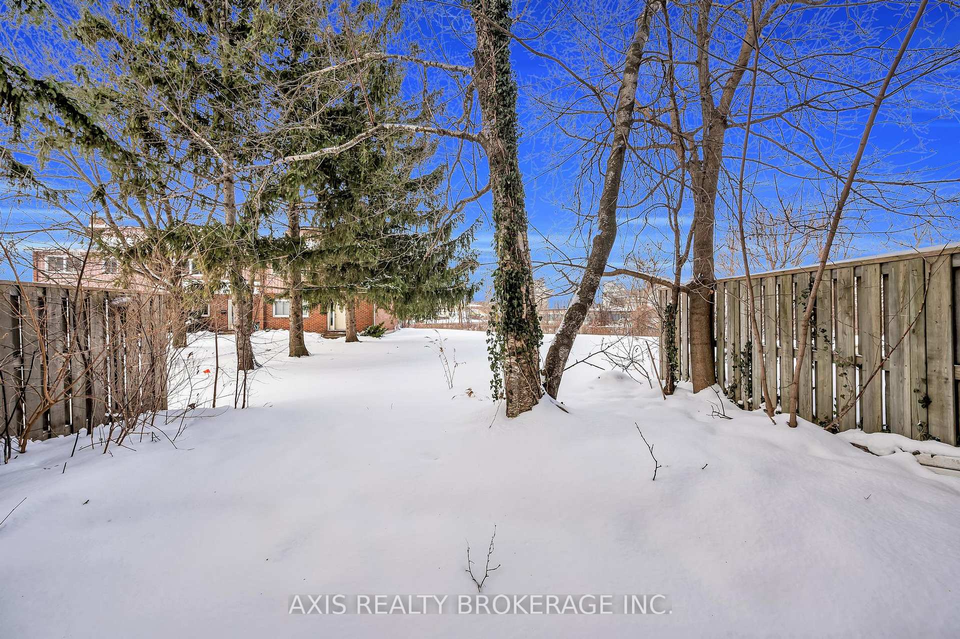 Photo 86 of Unit 79, 121 University Avenue E, Waterloo — HOMEH