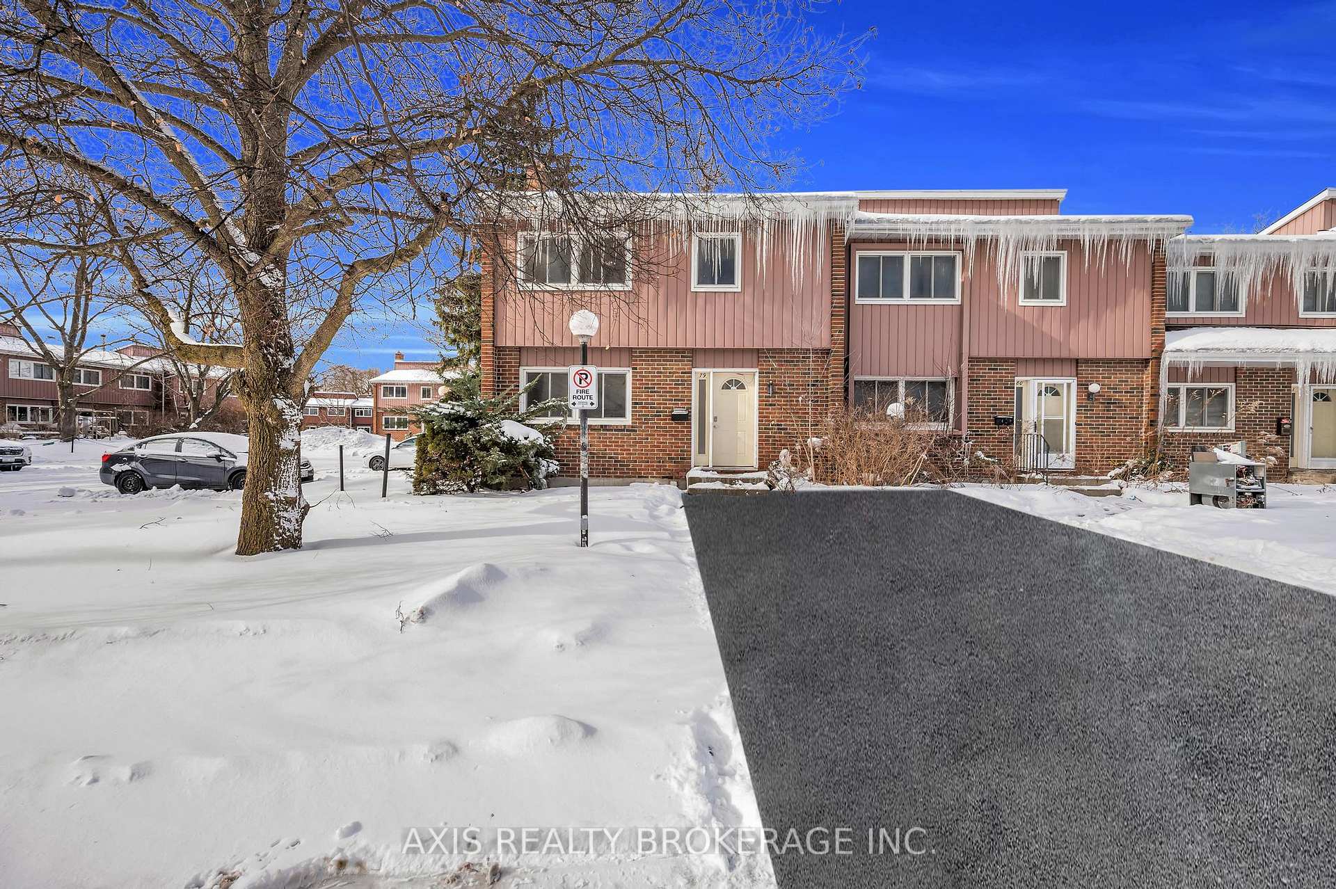Photo 4 of Unit 79, 121 University Avenue E, Waterloo — HOMEH