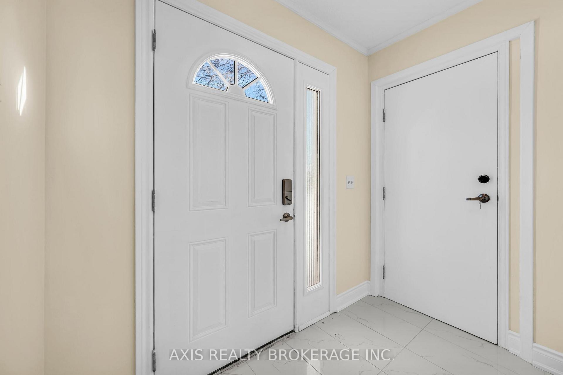 Photo 6 of Unit 79, 121 University Avenue E, Waterloo — HOMEH