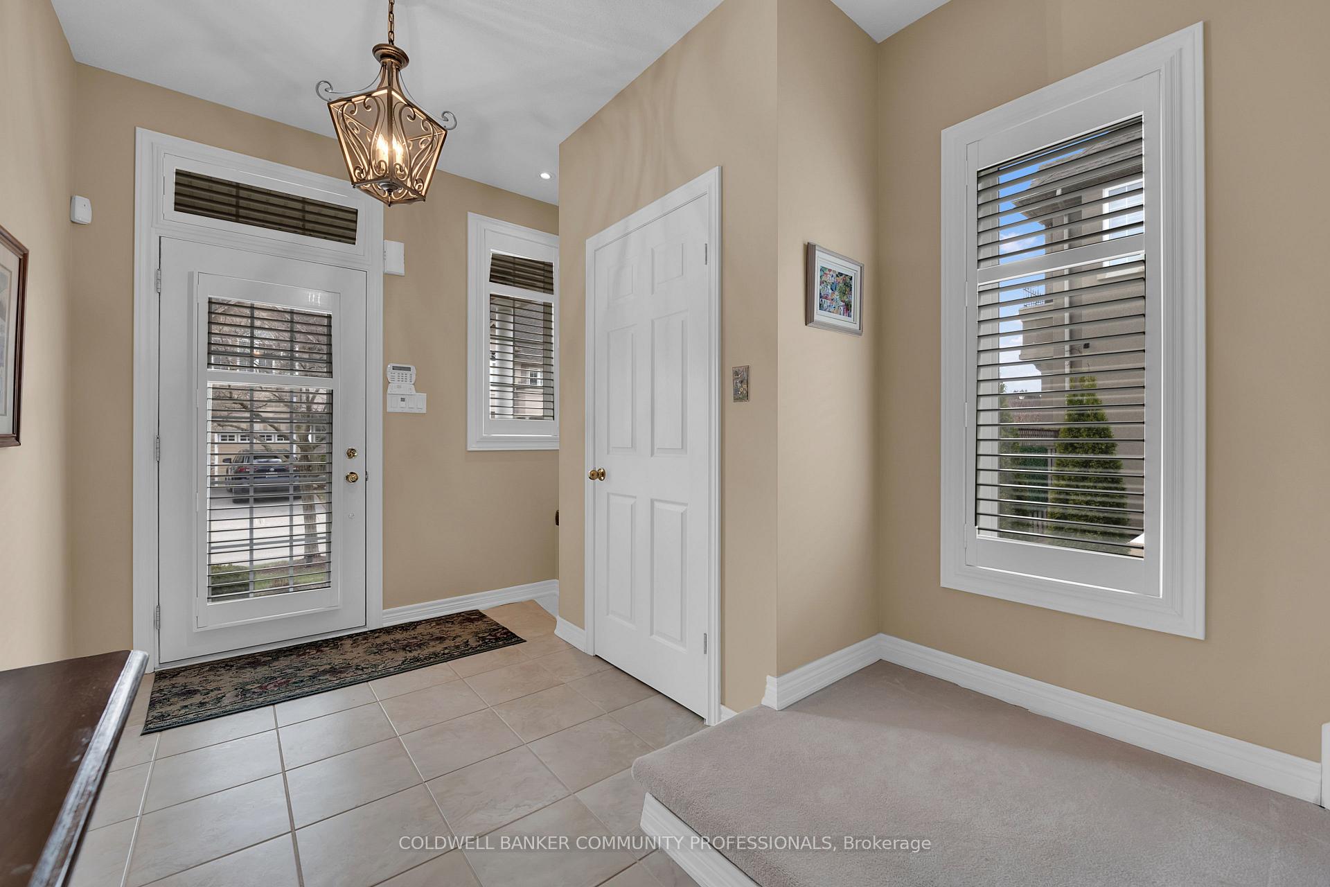 Photo 7 of 91 Forest Valley Crescent, Hamilton, Dundas — HOMEH